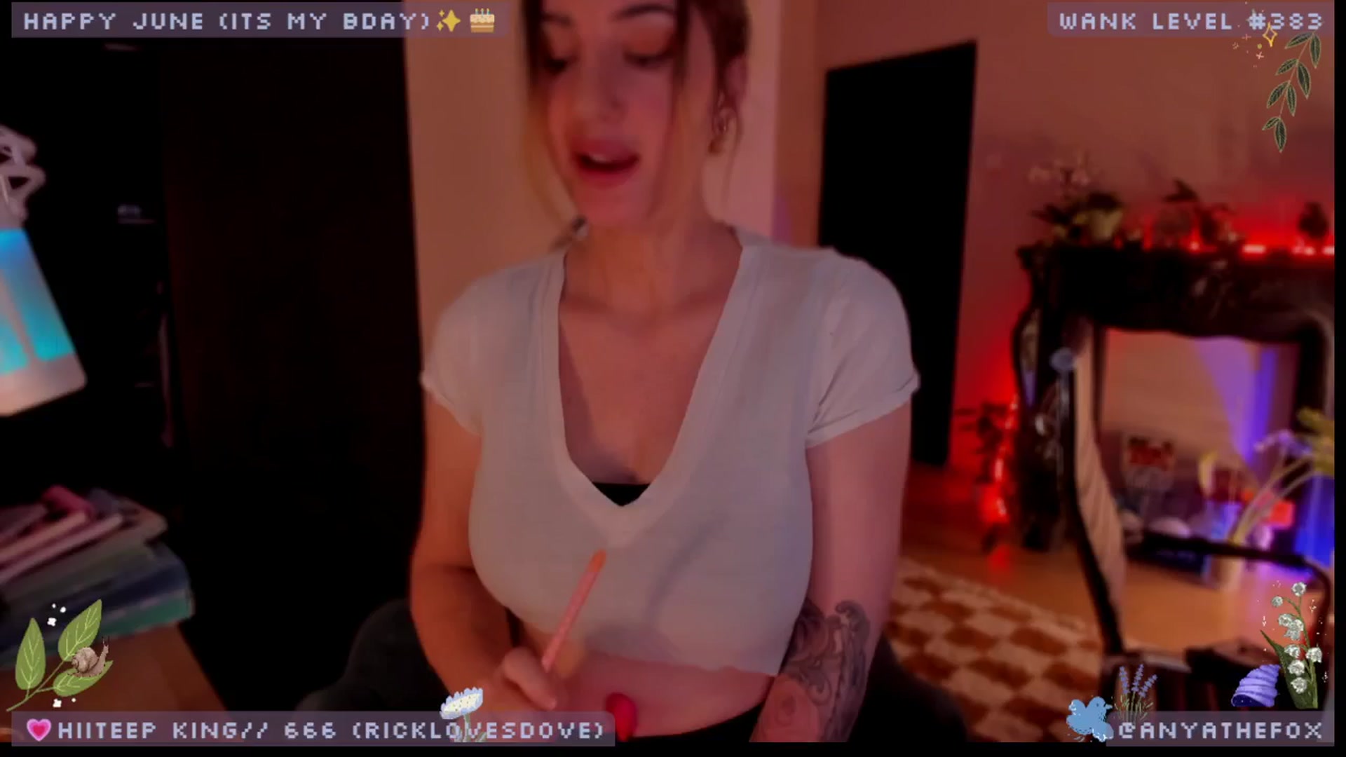 Gallery image thumbnail from BdayDove's myfreecams stream on, 06/28/2025, 08:36 image 7 of 20