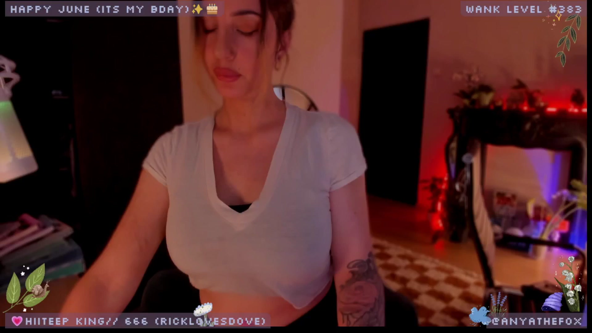 Gallery image thumbnail from BdayDove's myfreecams stream on, 06/28/2025, 08:36 image 9 of 20