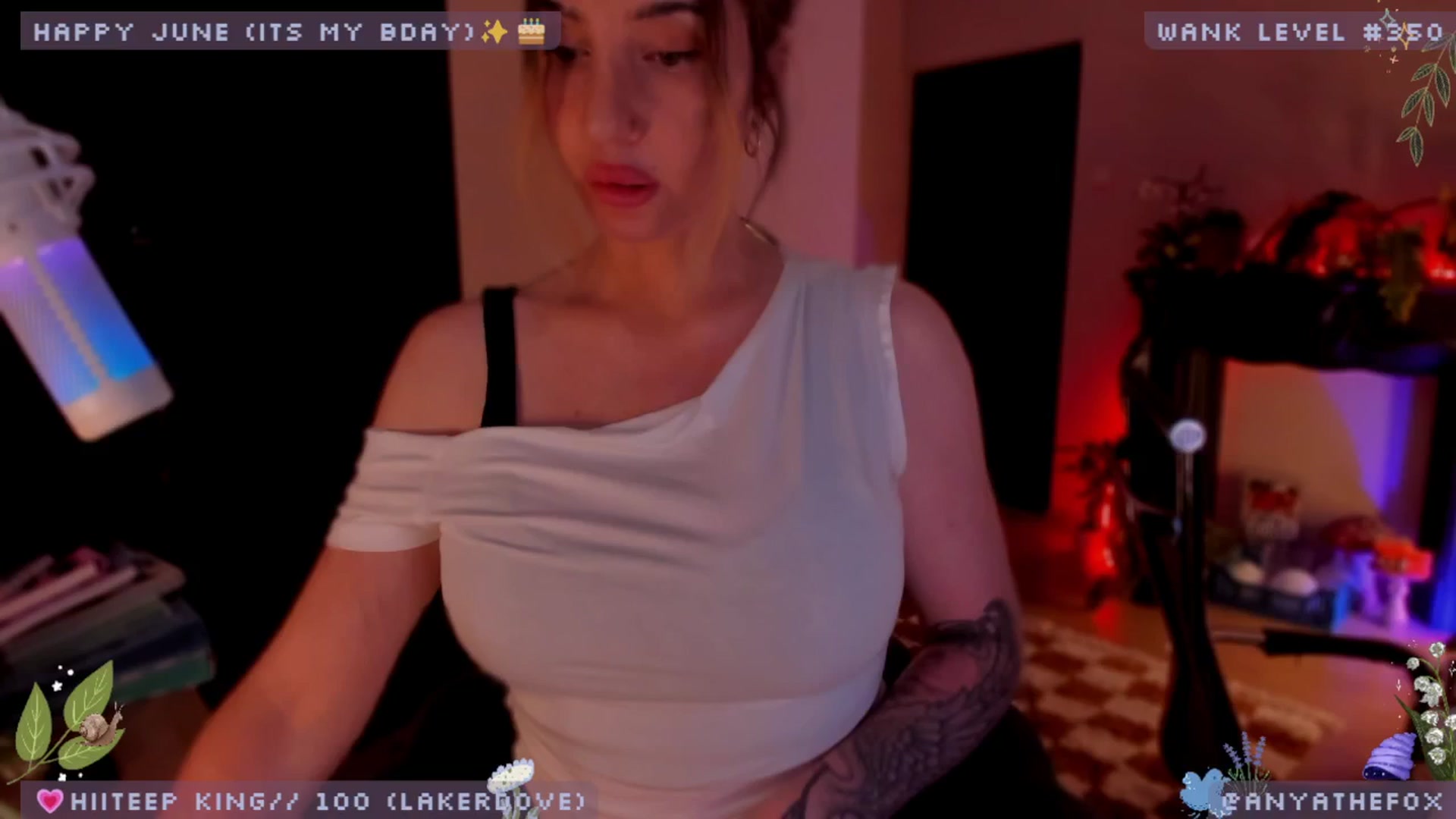 Gallery image thumbnail from BdayDove's myfreecams stream on, 06/30/2025, 08:36 image 3 of 20