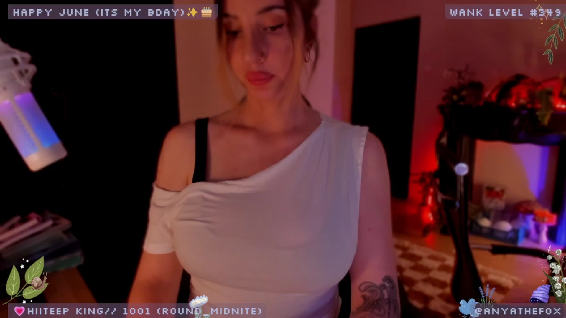 Gallery image thumbnail from BdayDove's myfreecams stream on, 06/30/2025, 09:22 image 19 of 20