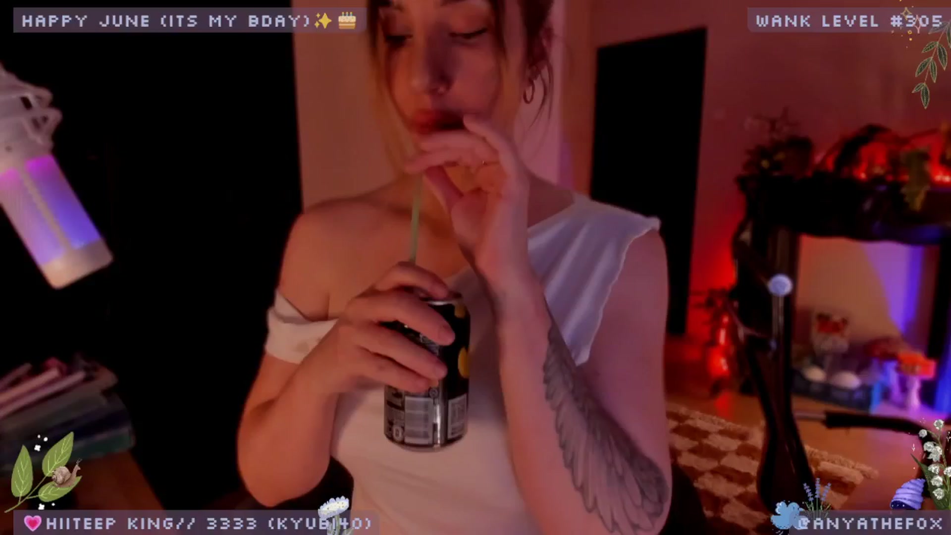 Gallery image thumbnail from BdayDove's myfreecams stream on, 06/30/2025, 10:56 image 17 of 20
