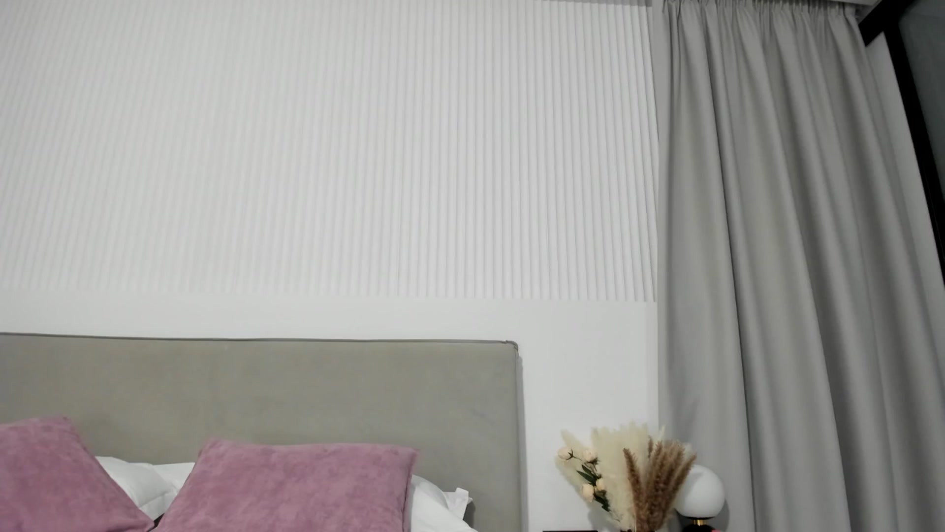 Gallery image thumbnail from BdayDragon's myfreecams stream on, 09/22/2024, 21:43 image 15 of 20