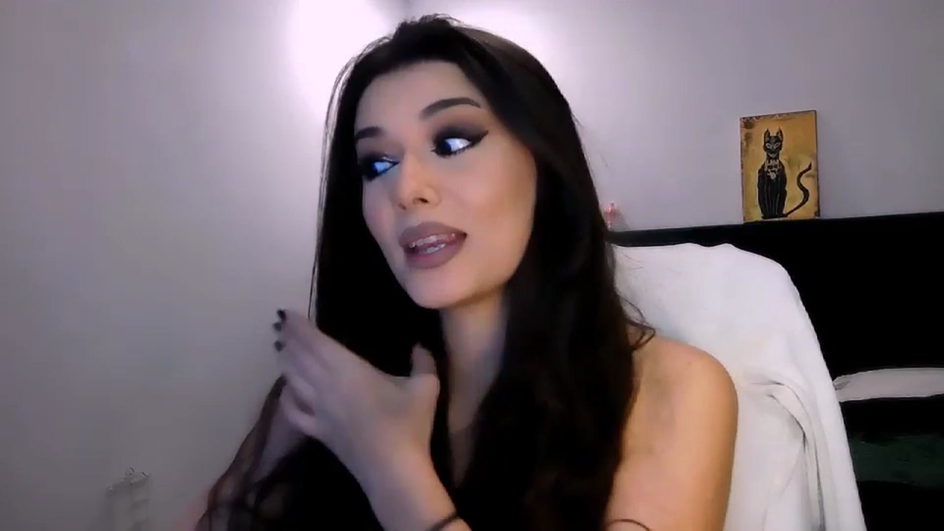 Gallery image thumbnail from BdayElectra's myfreecams stream on, 10/30/2024, 24:03 image 16 of 20