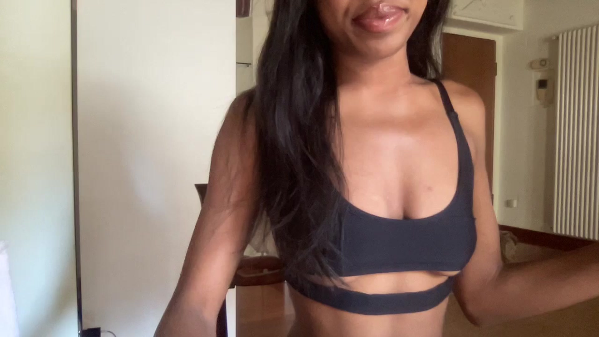 Gallery image thumbnail from BdayEmilia's myfreecams stream on, 07/24/2025, 12:58 image 1 of 20