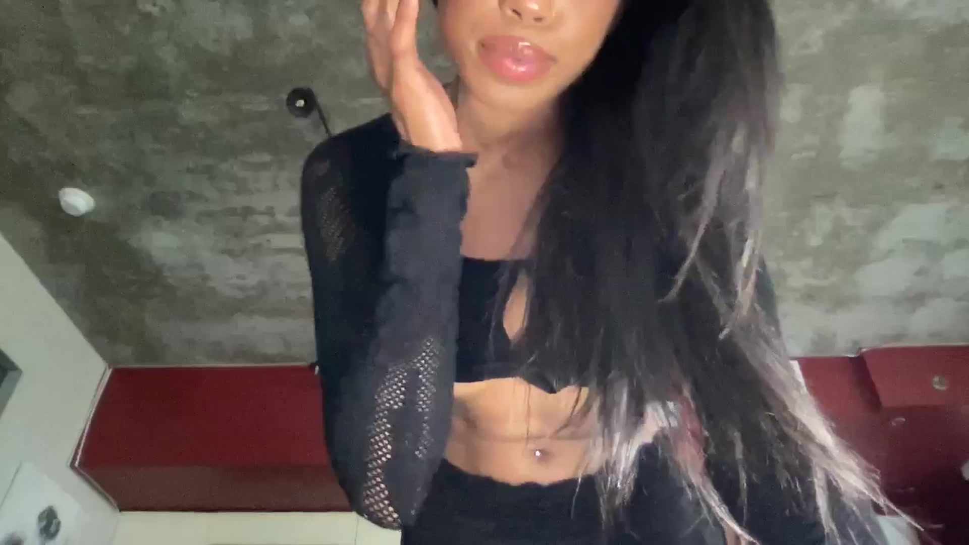 Gallery image thumbnail from BdayEmmy's myfreecams stream on, 07/13/2024, 01:29 image 13 of 20