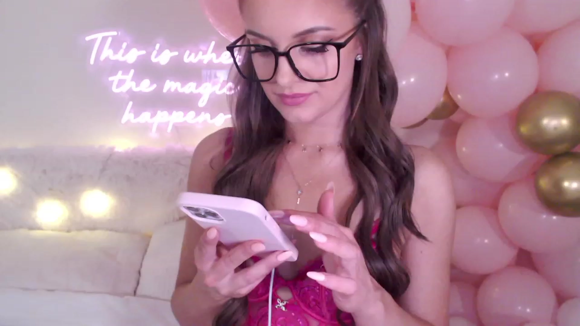 Gallery image thumbnail from BdayGalAri's myfreecams stream on, 08/27/2023, 24:55 image 3 of 20