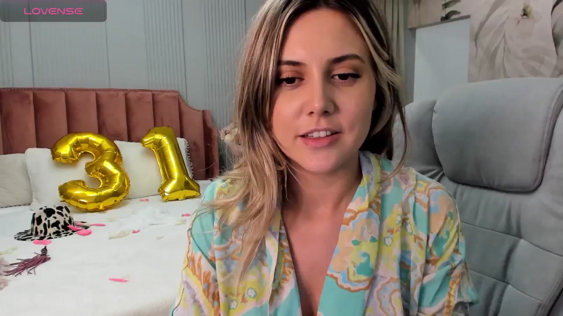 Gallery image thumbnail from BdayGirlNel's myfreecams stream on, 08/09/2024, 23:32 image 3 of 20