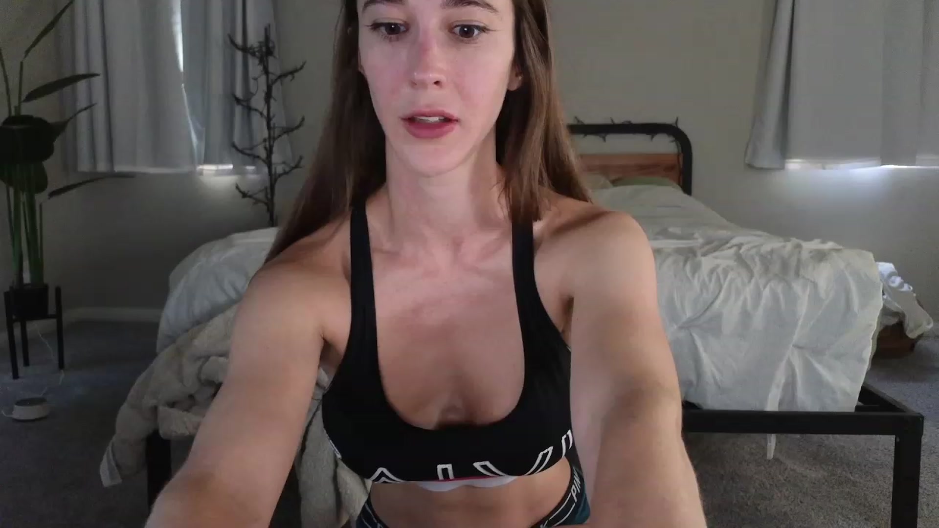 Gallery image thumbnail from BdayGoddessT's myfreecams stream on, 08/03/2023, 15:19 image 2 of 20