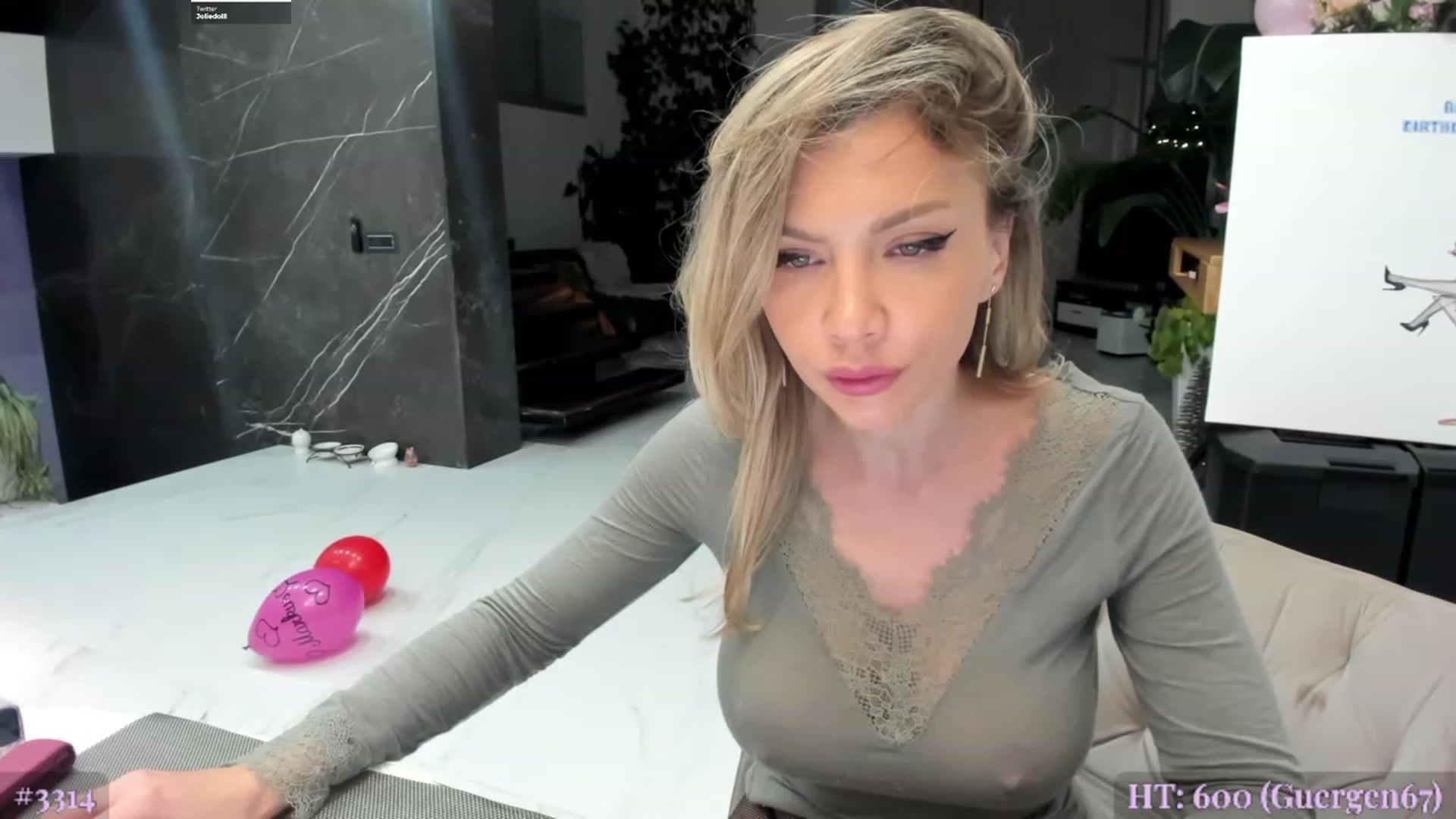 Gallery image thumbnail from BdayJolie's myfreecams stream on, 01/12/2024, 03:22 image 4 of 20