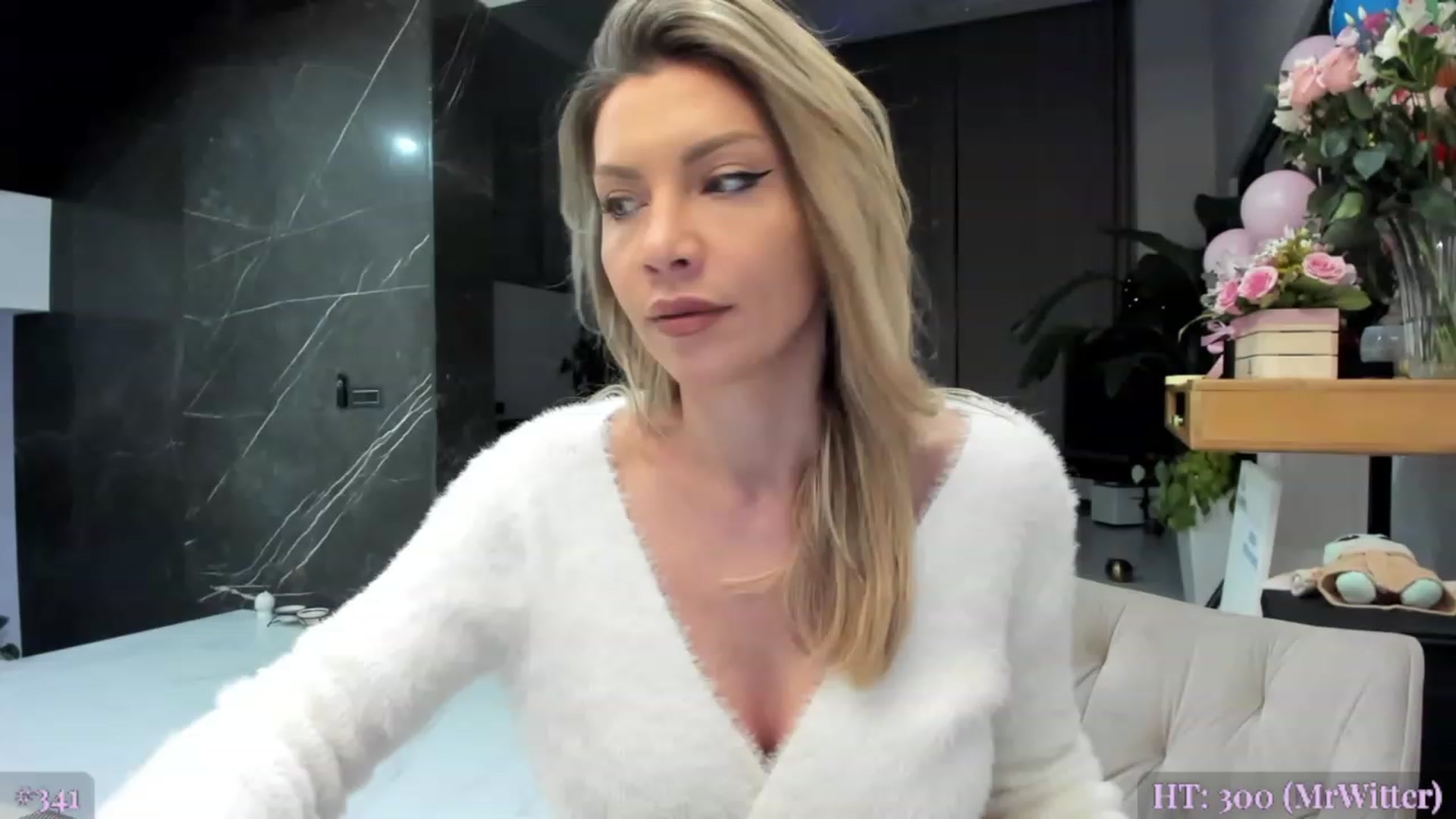 Gallery image thumbnail from BdayJolie's myfreecams stream on, 01/15/2024, 24:00 image 4 of 20