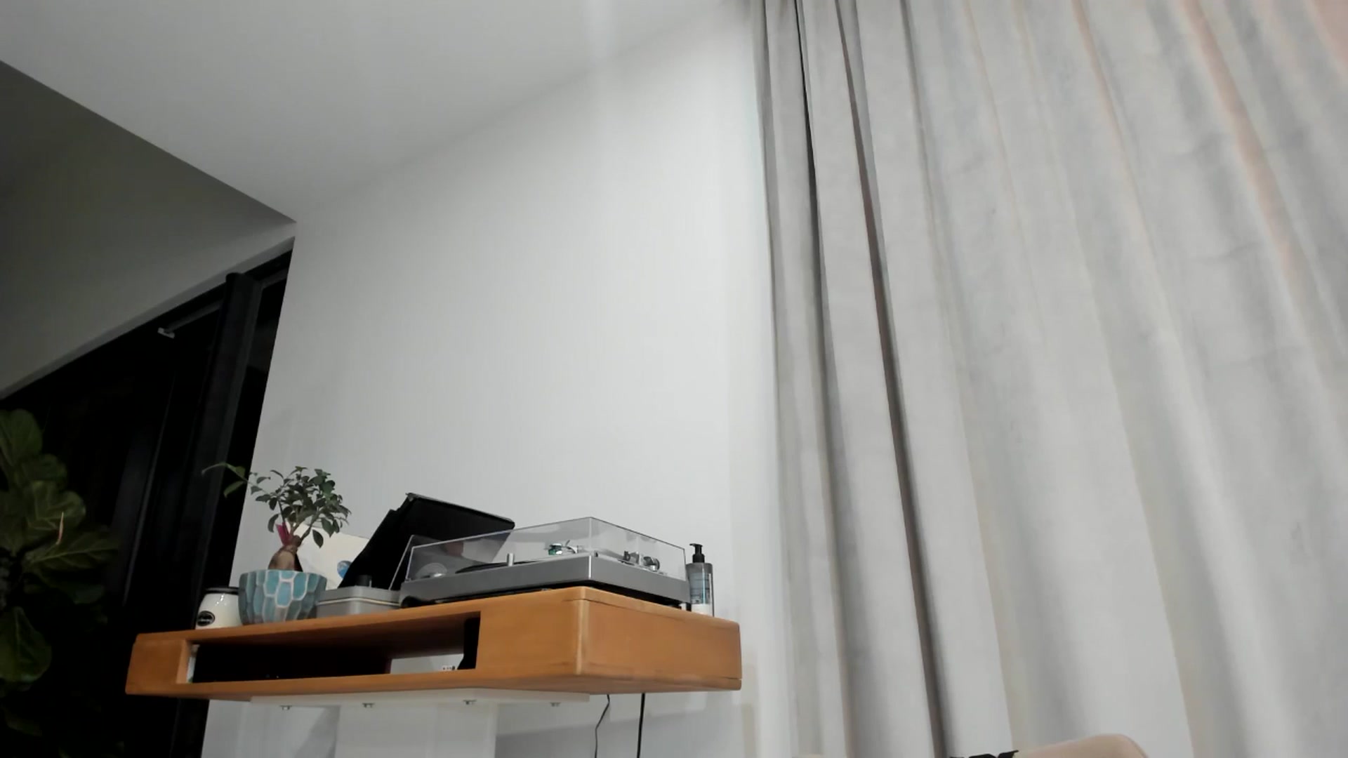 Gallery image thumbnail from BdayJolie's myfreecams stream on, 01/28/2026, 04:52 image 5 of 20