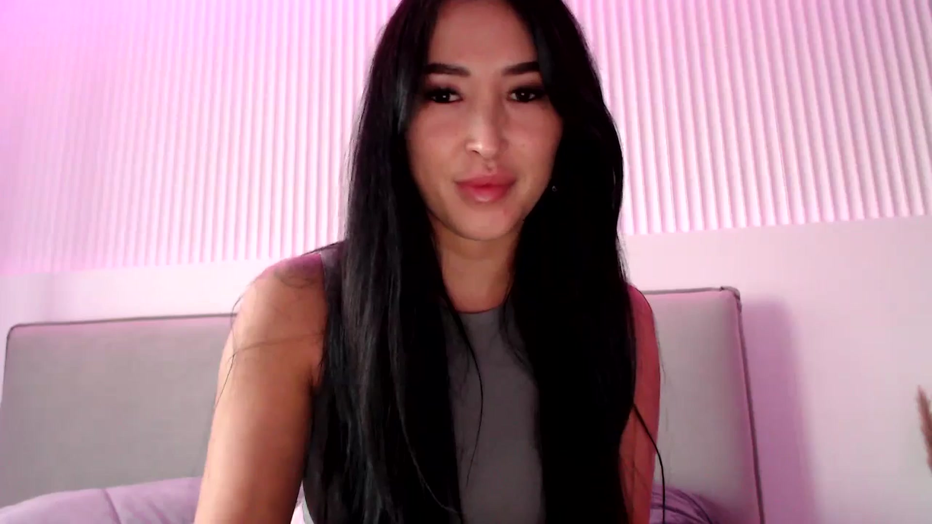 Gallery image thumbnail from BdayJuicy's myfreecams stream on, 09/19/2023, 15:26 image 16 of 20
