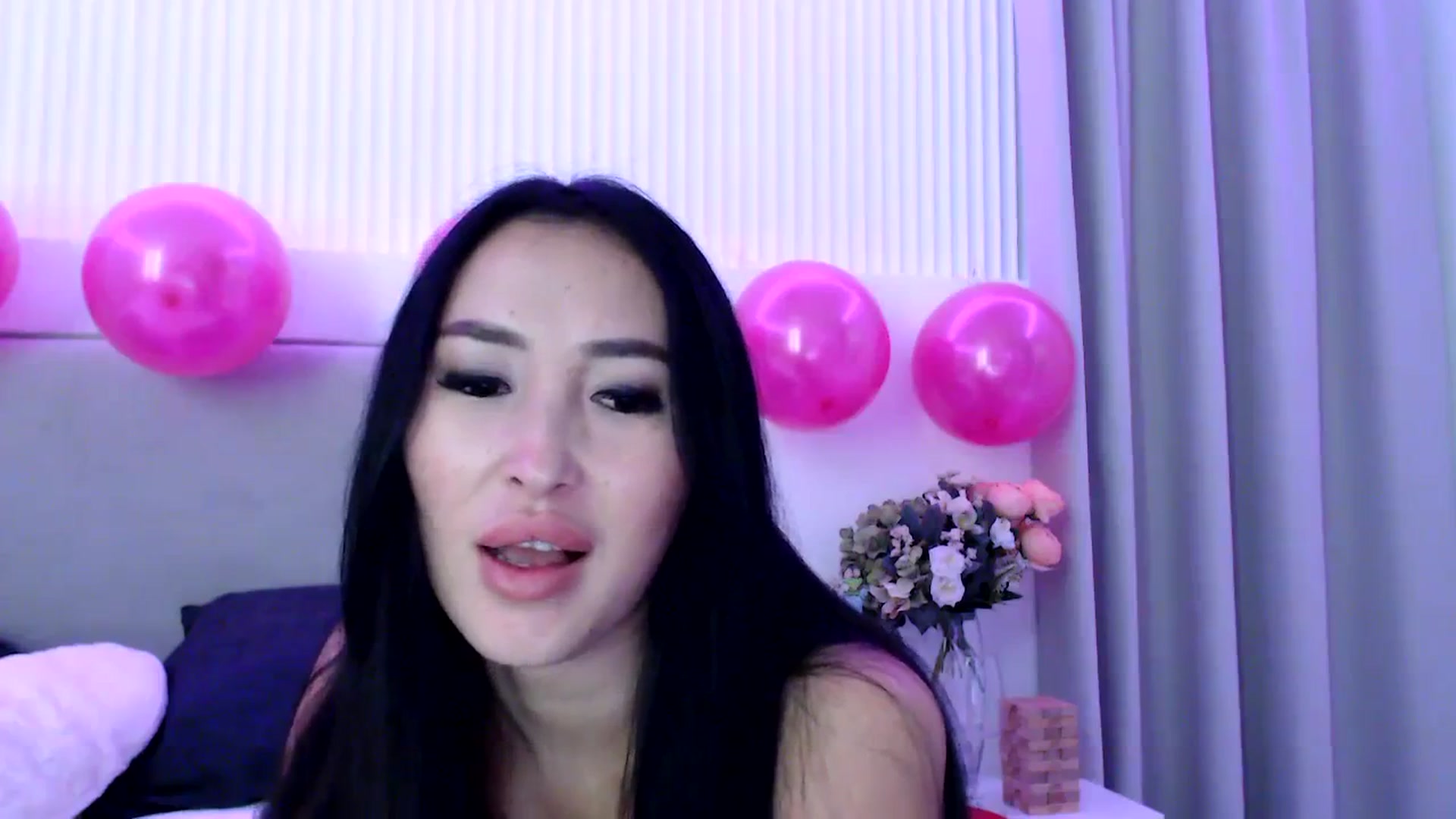 Gallery image thumbnail from BdayJuicy's myfreecams stream on, 09/29/2023, 23:17 image 3 of 20