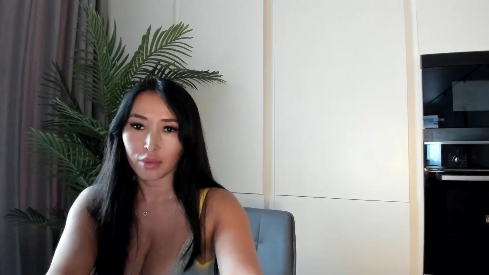 Gallery image thumbnail from BdayJuicy's myfreecams stream on, 09/17/2024, 15:13 image 7 of 20