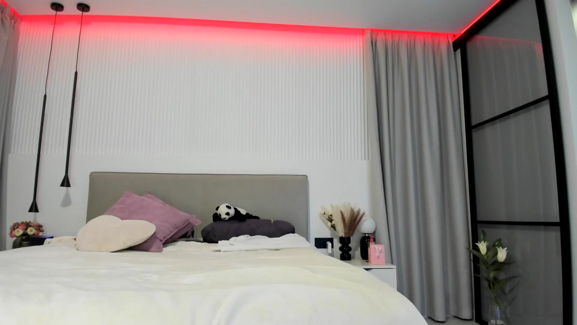 Gallery image thumbnail from BdayJuicy's myfreecams stream on, 09/20/2024, 21:54 image 7 of 20