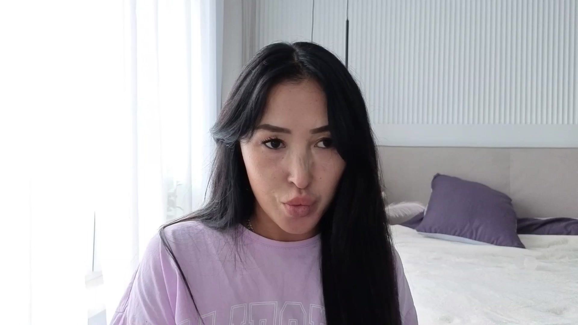 Gallery image thumbnail from BdayJuicy's myfreecams stream on, 09/29/2025, 14:05 image 1 of 20