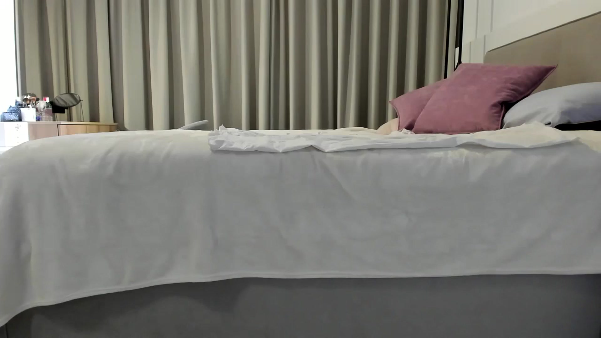 Gallery image thumbnail from BdayJuicyLips's myfreecams stream on, 09/07/2024, 19:27 image 2 of 20