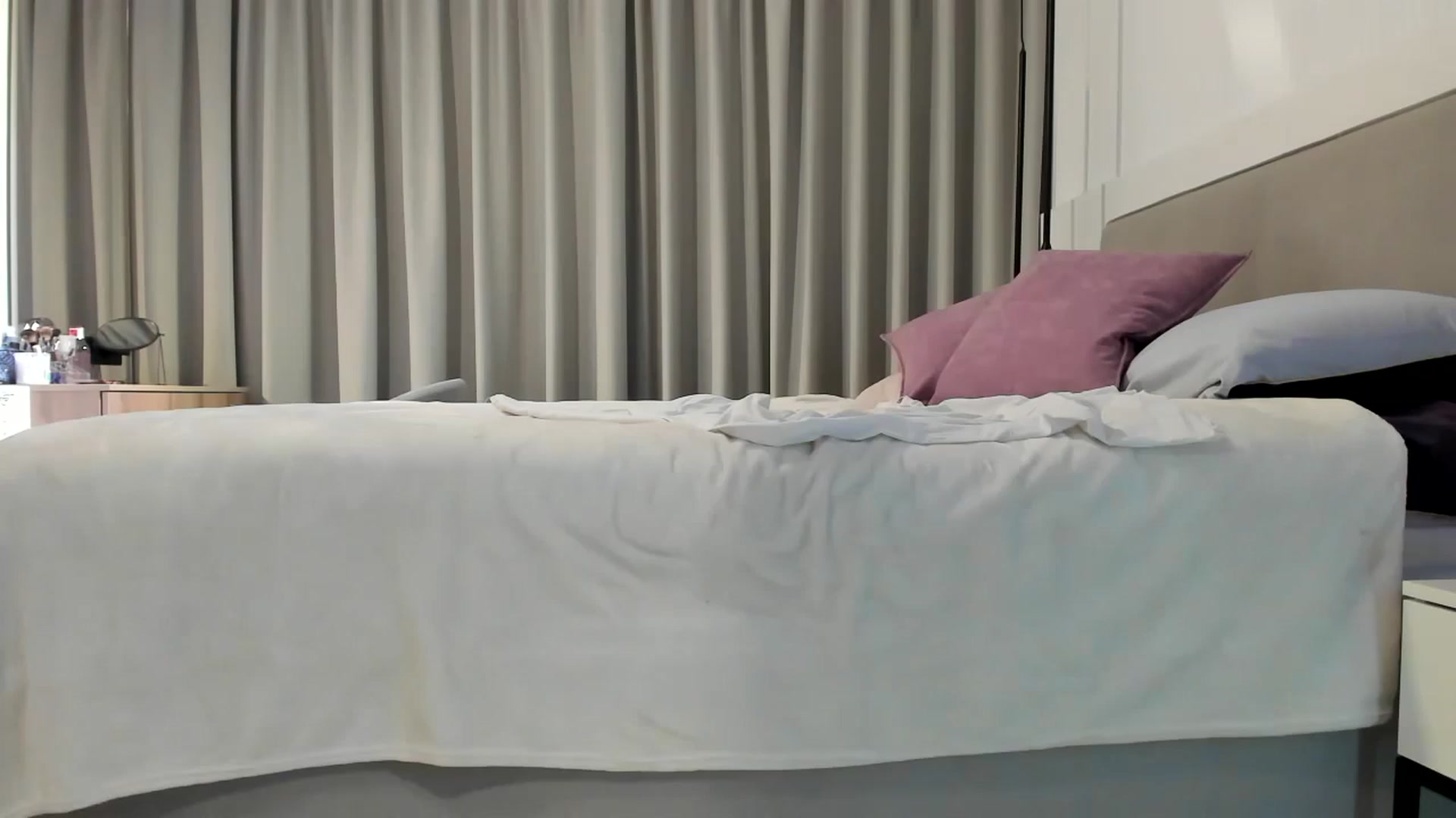 Gallery image thumbnail from BdayJuicyLips's myfreecams stream on, 09/07/2024, 21:43 image 16 of 20