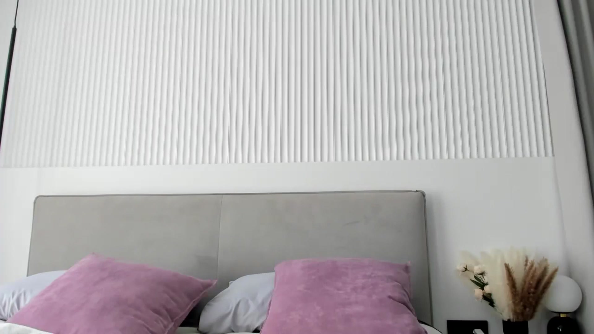 Gallery image thumbnail from BdayJuicyLips's myfreecams stream on, 09/11/2024, 10:06 image 17 of 20