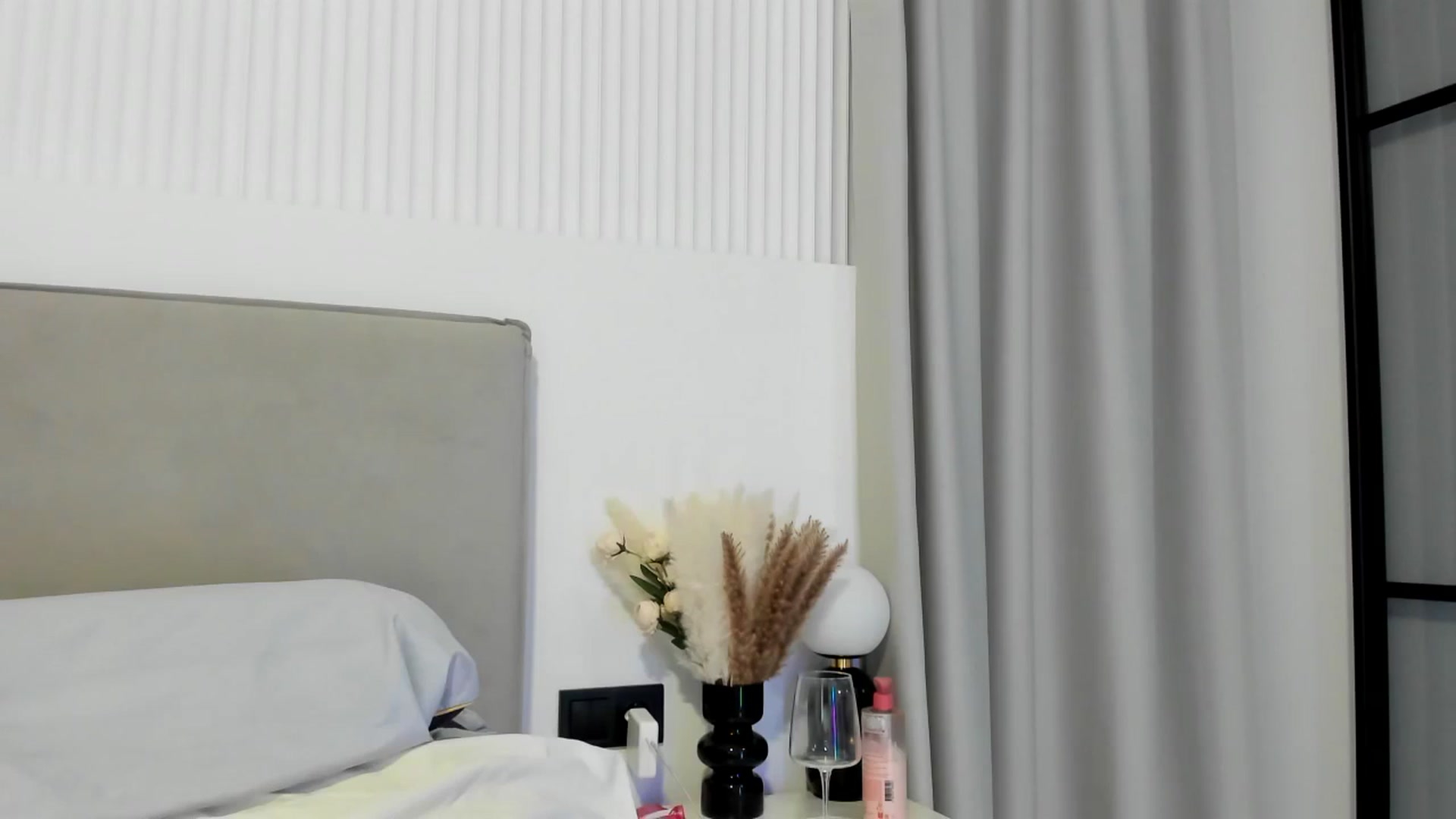 Gallery image thumbnail from BdayJuicyLips's myfreecams stream on, 09/13/2024, 21:44 image 19 of 20