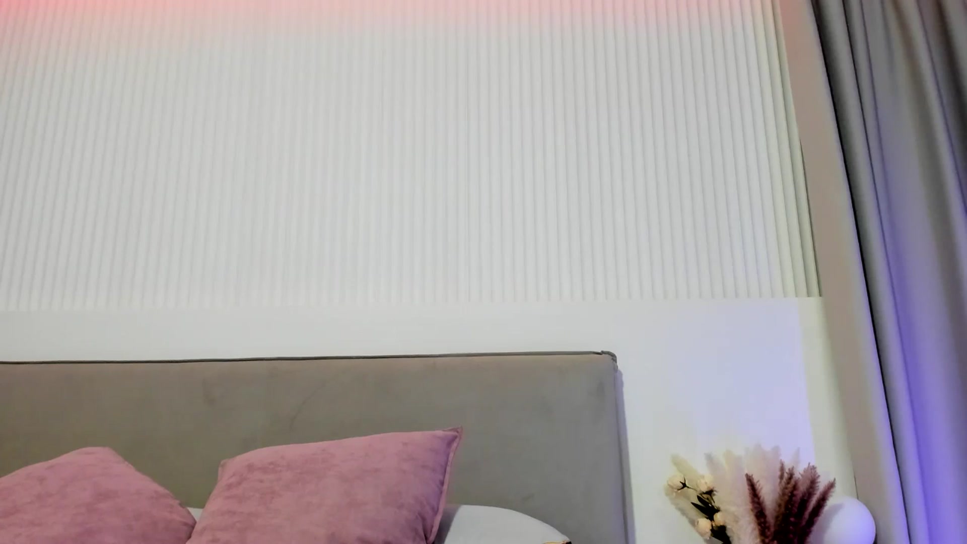Gallery image thumbnail from BdayJuicyLips's myfreecams stream on, 09/14/2024, 23:20 image 3 of 20