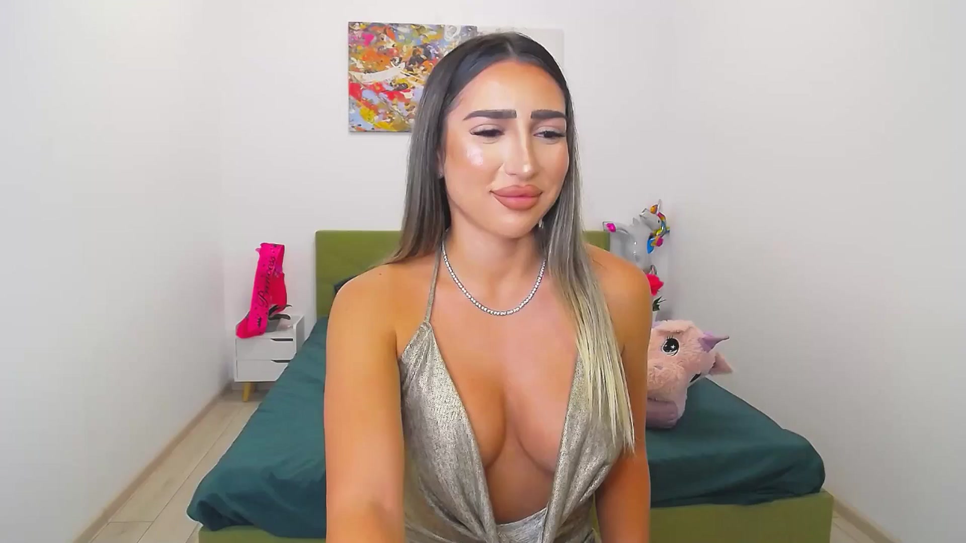 Gallery image thumbnail from BdayKara's myfreecams stream on, 09/27/2024, 18:34 image 8 of 20