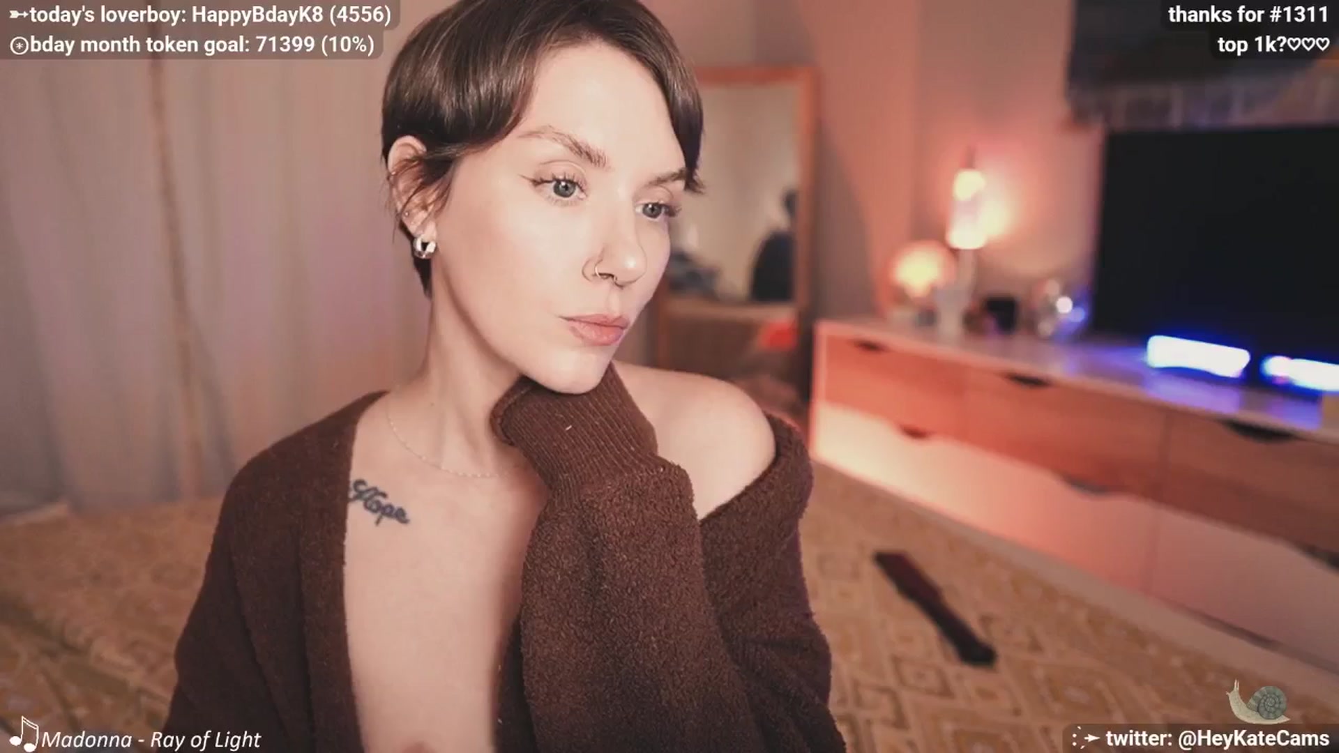 Gallery image thumbnail from BdayKate's myfreecams stream on, 06/07/2025, 03:43 image 19 of 20