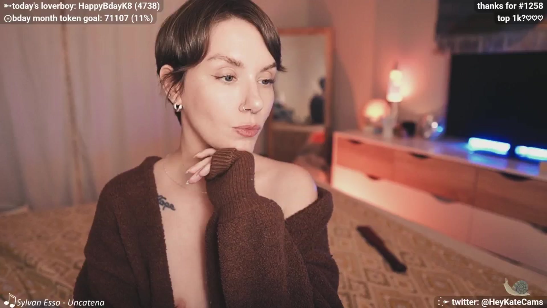 Gallery image thumbnail from BdayKate's myfreecams stream on, 06/07/2025, 03:43 image 20 of 20