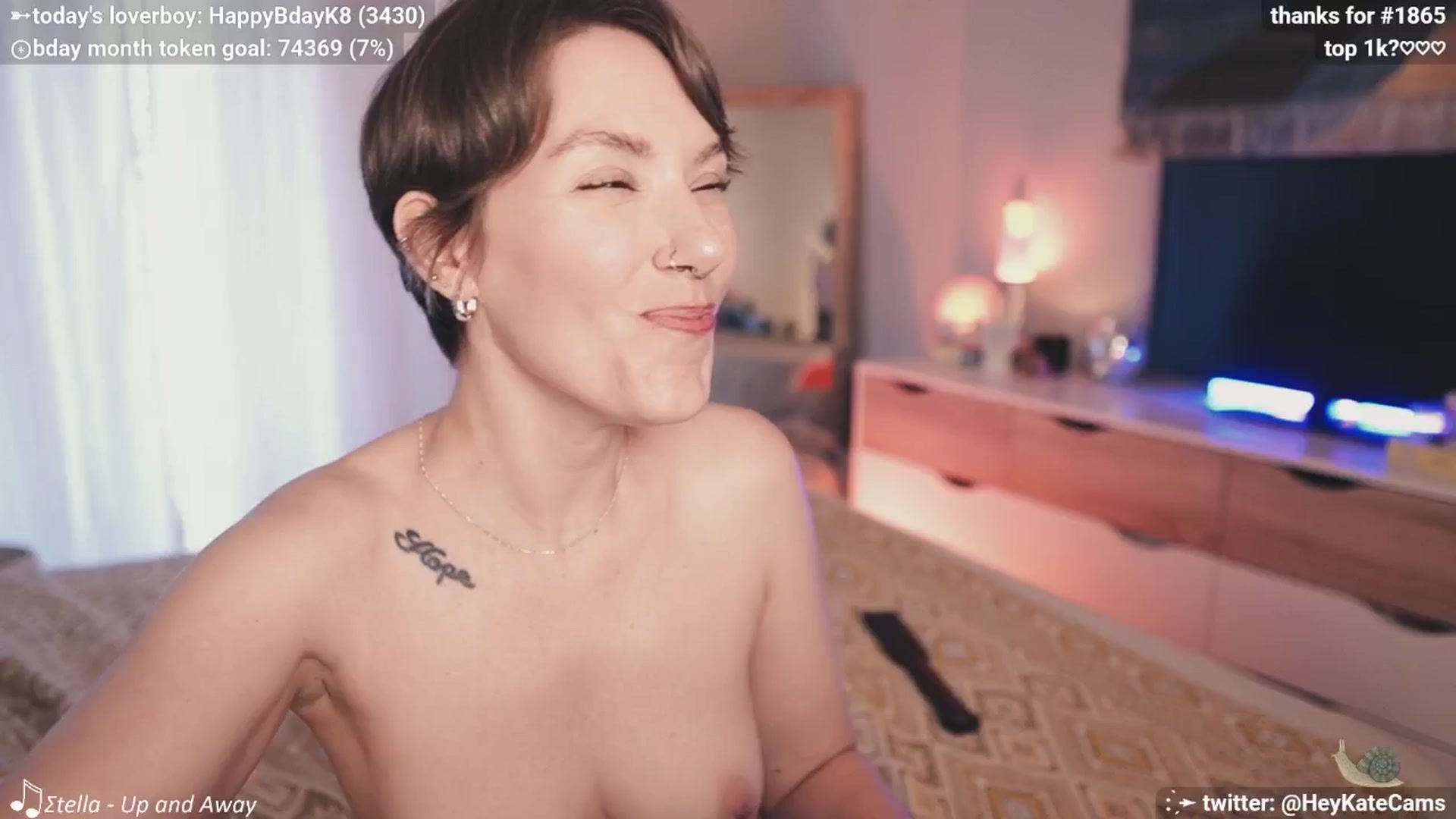Gallery image thumbnail from BdayKate's myfreecams stream on, 06/07/2025, 03:43 image 2 of 20