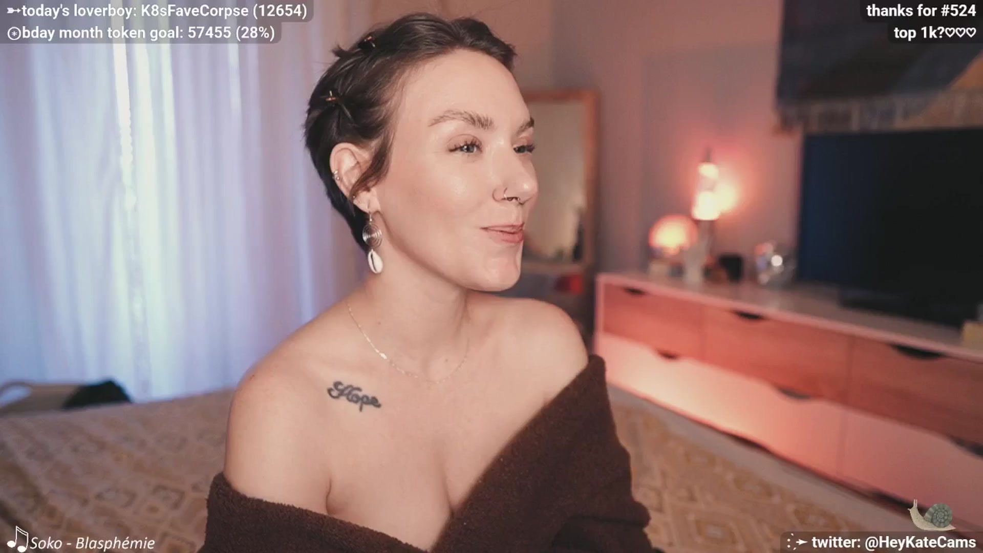 Gallery image thumbnail from BdayKate's myfreecams stream on, 06/08/2025, 03:03 image 18 of 20
