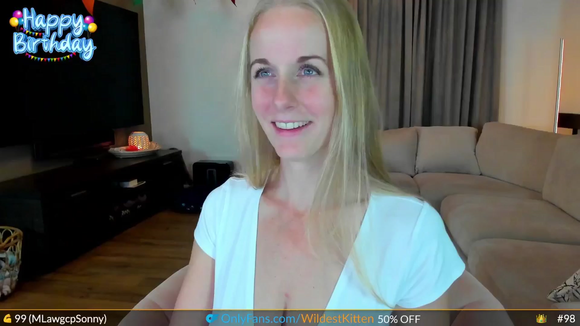 Gallery image thumbnail from BdayKitten's myfreecams stream on, 10/03/2024, 24:26 image 3 of 20