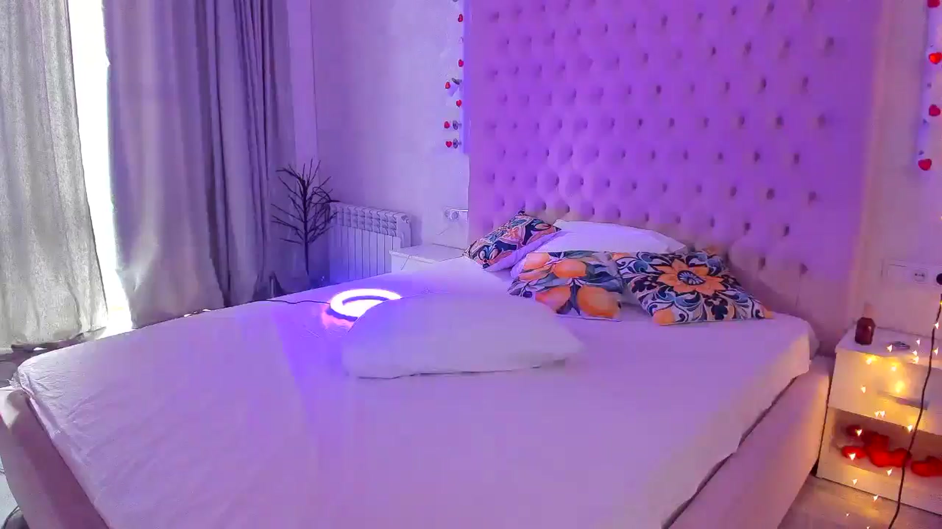 Gallery image thumbnail from BdayKris_'s myfreecams stream on, 06/01/2025, 16:46 image 19 of 20