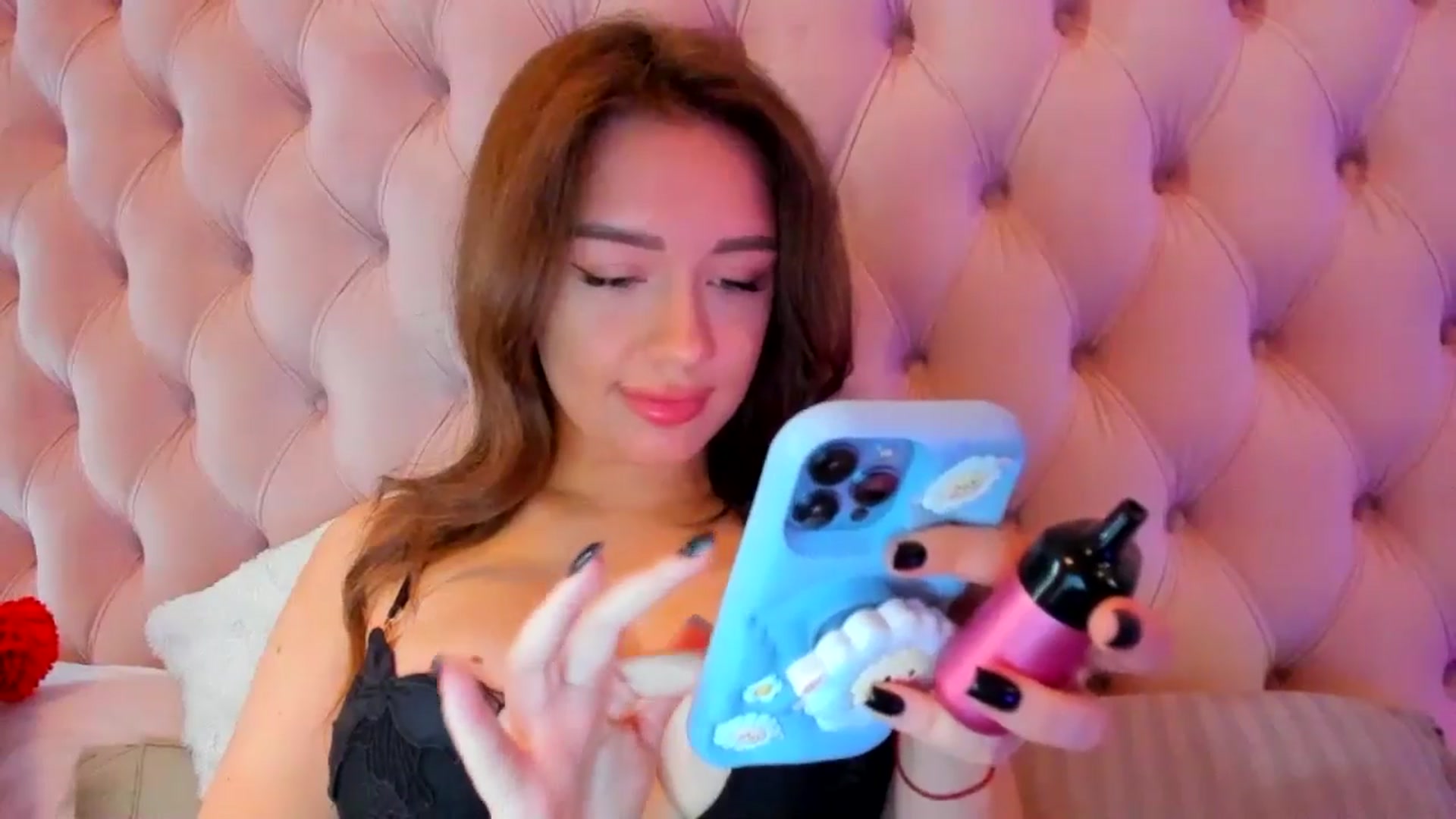 Gallery image thumbnail from BdayKristina's myfreecams stream on, 06/11/2024, 08:03 image 3 of 20