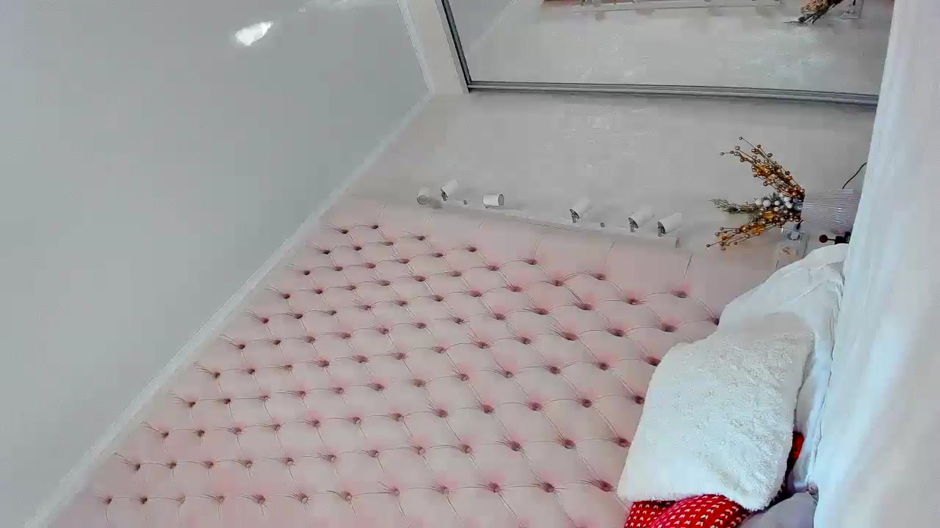 Gallery image thumbnail from BdayKristina's myfreecams stream on, 06/18/2024, 14:05 image 14 of 20