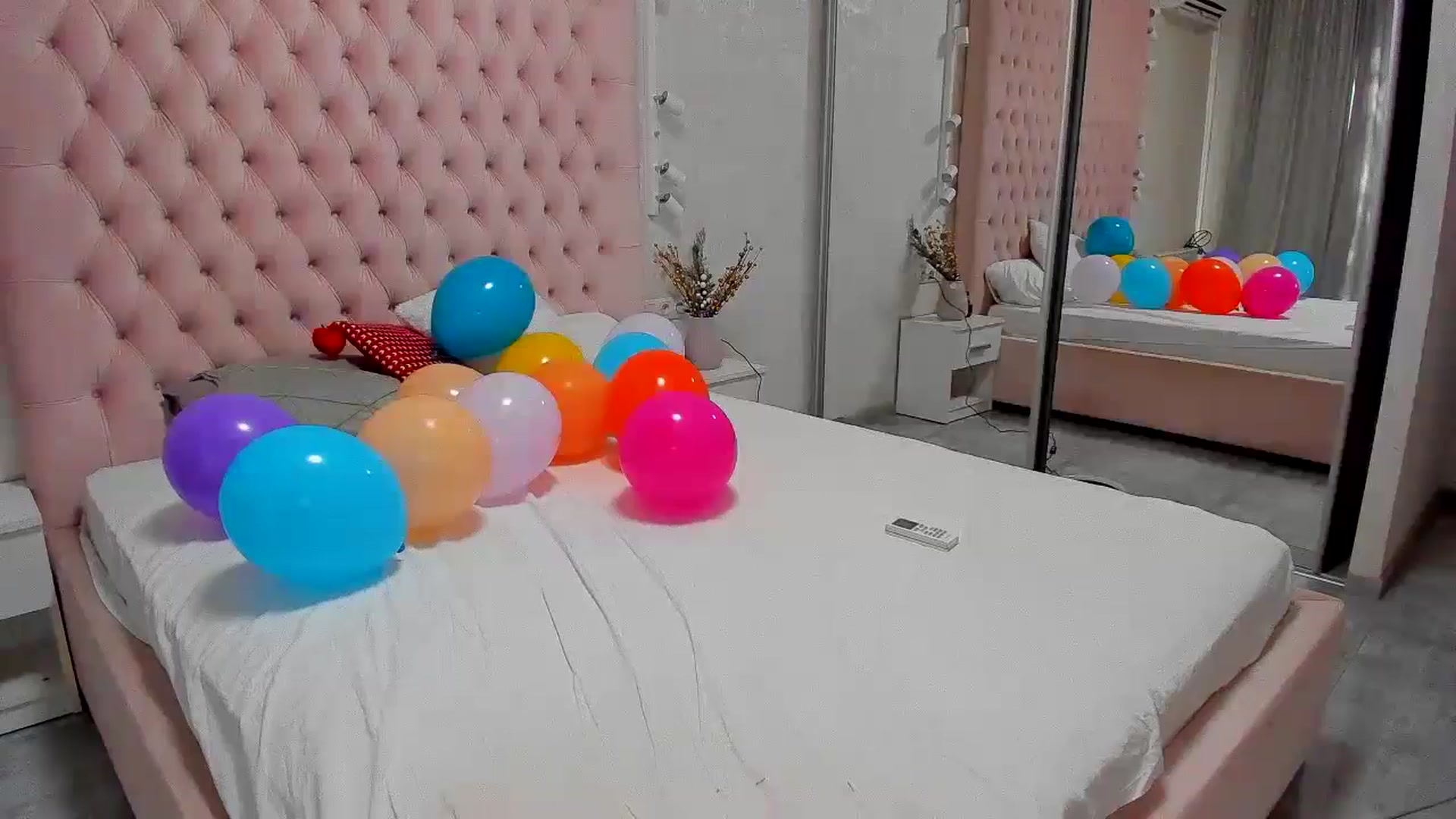 Gallery image thumbnail from BdayKristina's myfreecams stream on, 06/22/2024, 16:34 image 2 of 20