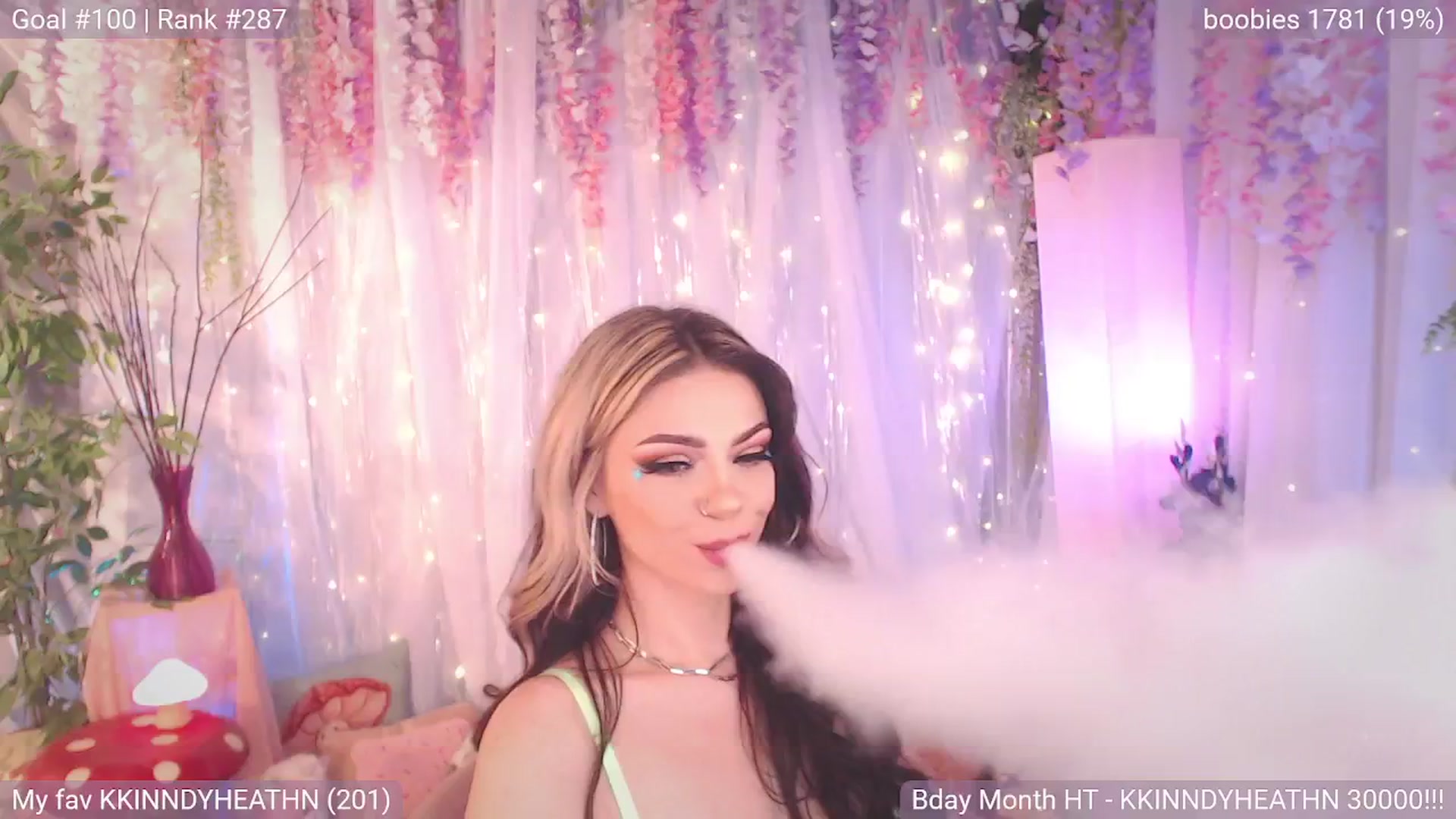 Gallery image thumbnail from BdayKylie's myfreecams stream on, 09/20/2025, 04:53 image 4 of 20