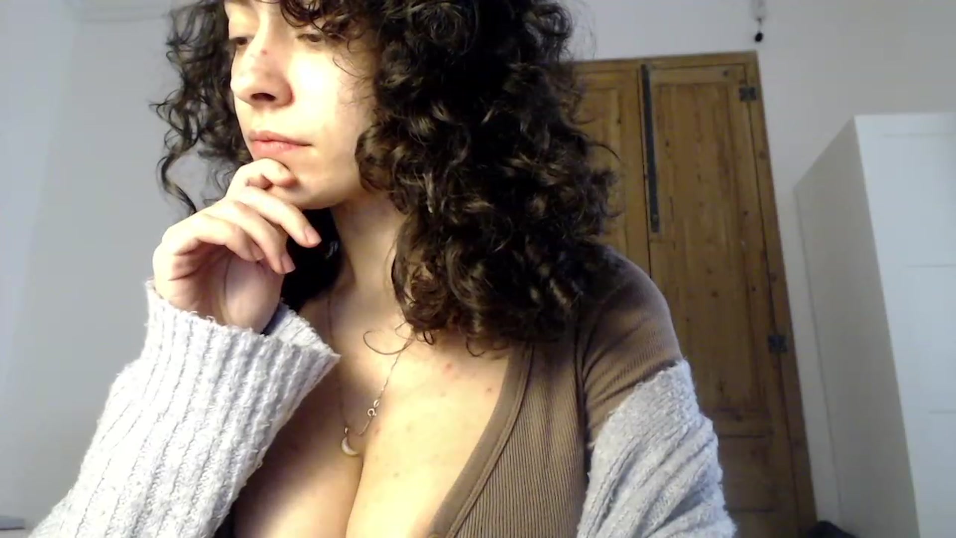 Gallery image thumbnail from BdayLola's myfreecams stream on, 03/07/2023, 16:24 image 17 of 20