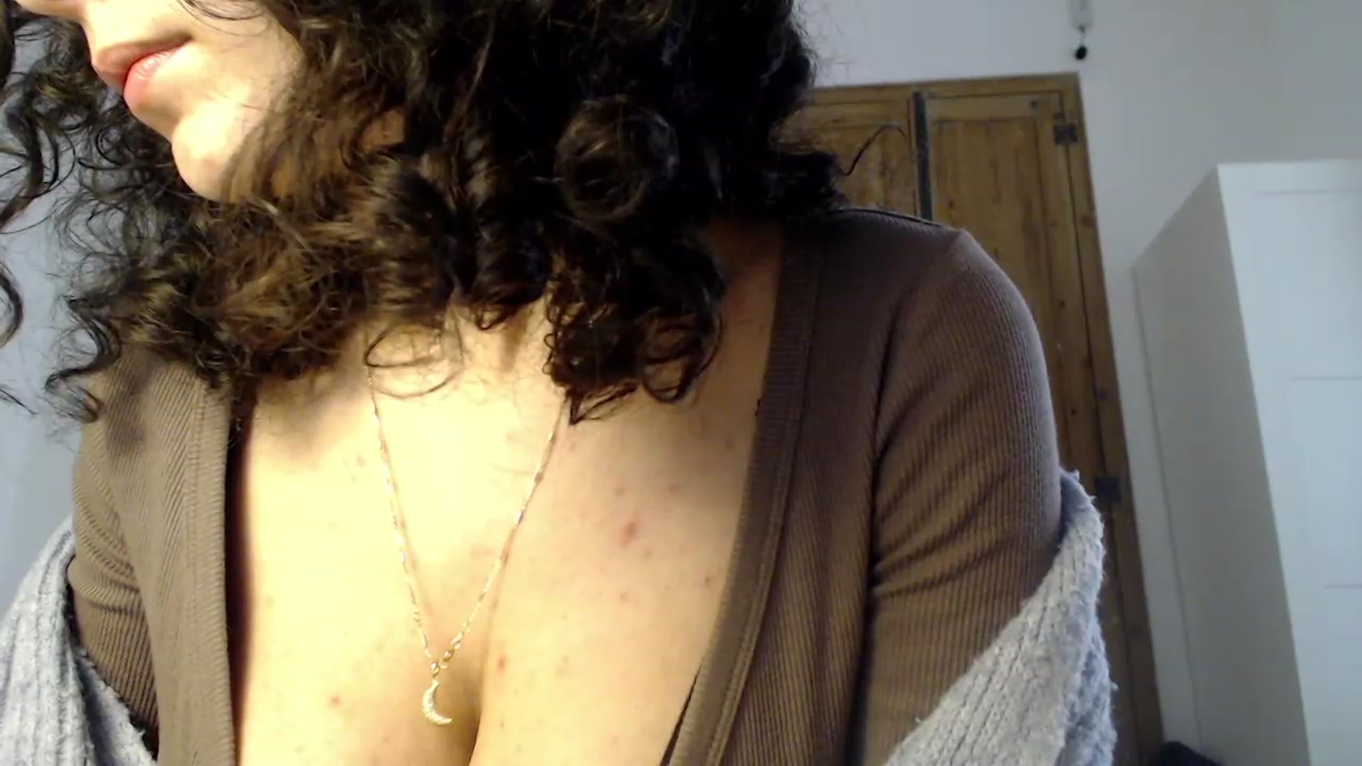 Gallery image thumbnail from BdayLola's myfreecams stream on, 03/07/2023, 16:24 image 6 of 20