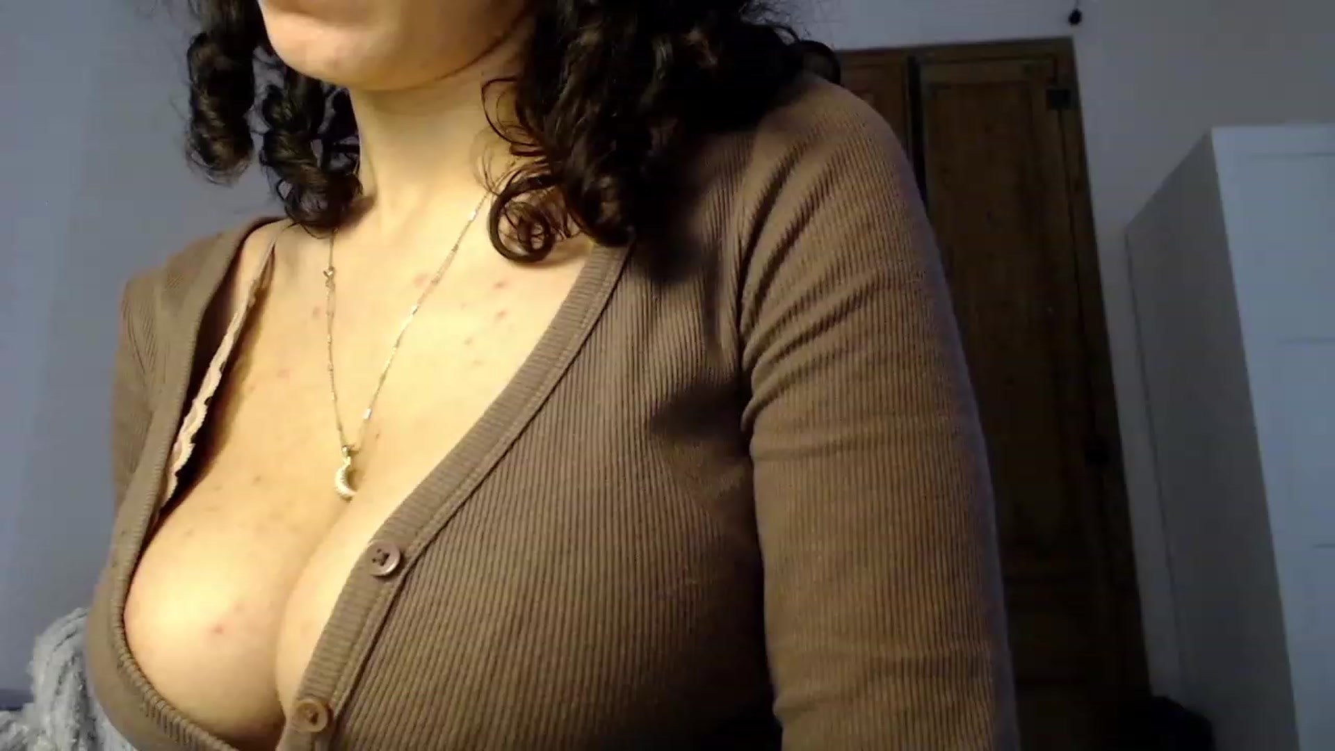 Gallery image thumbnail from BdayLola's myfreecams stream on, 03/10/2023, 10:01 image 20 of 20