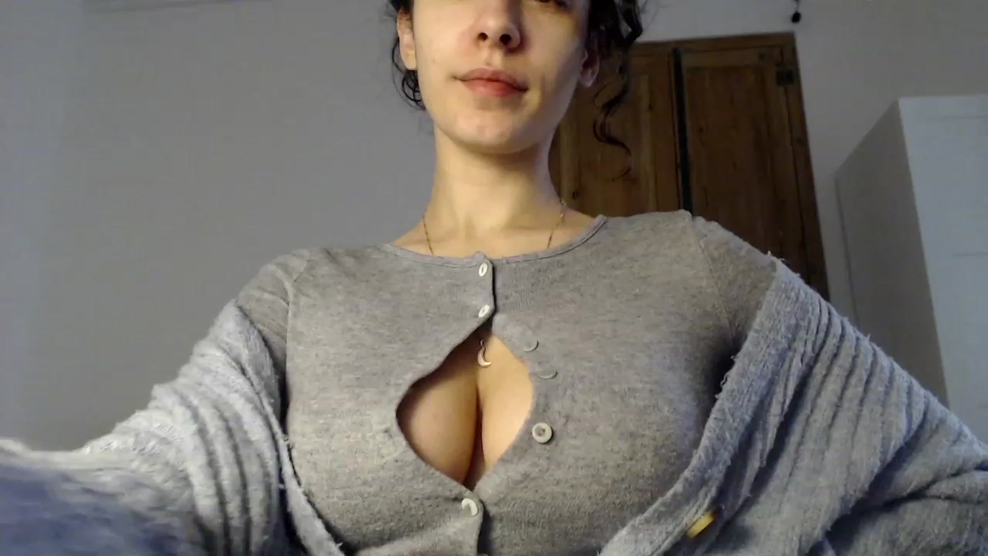 Gallery image thumbnail from BdayLola's myfreecams stream on, 03/16/2023, 17:25 image 10 of 20