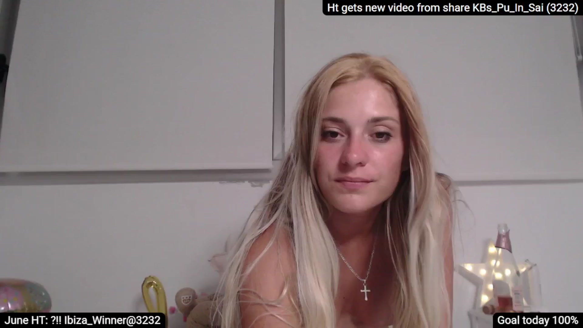 Gallery image thumbnail from BdayLola's myfreecams stream on, 06/22/2025, 03:13 image 17 of 20