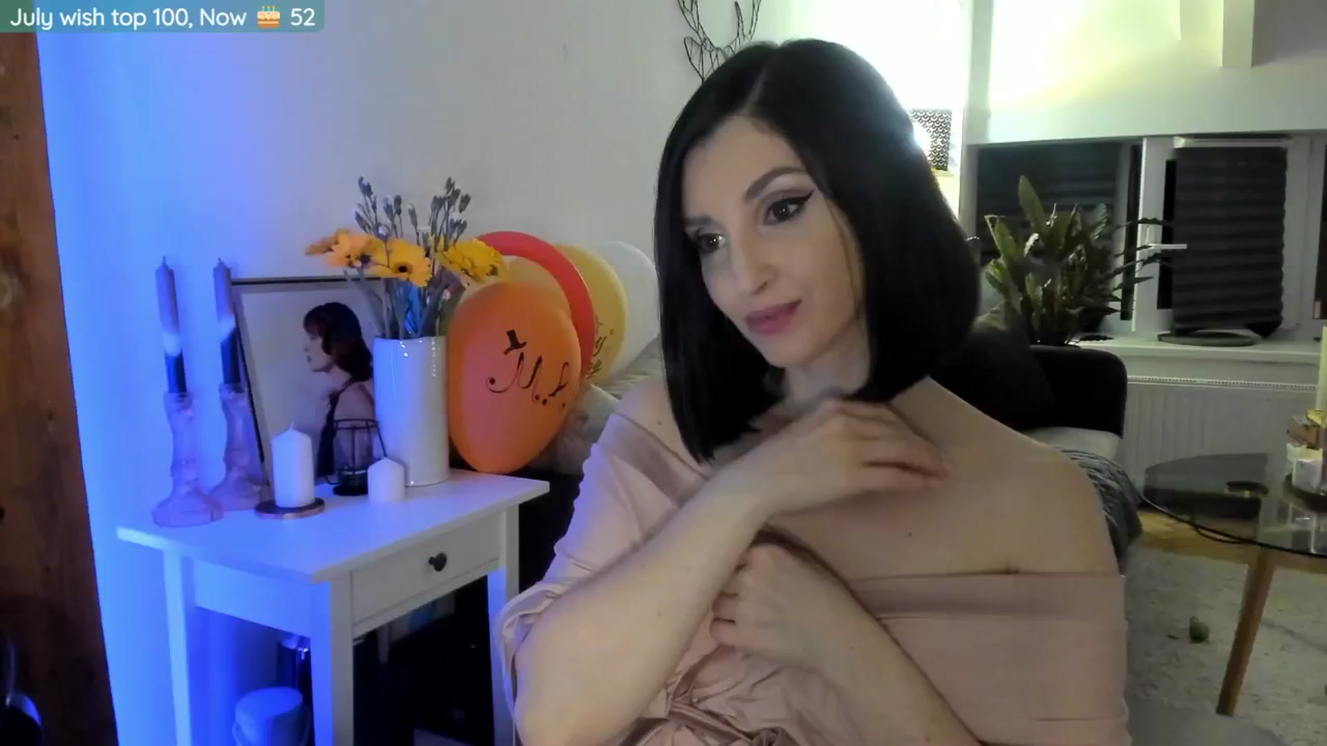 Gallery image thumbnail from BdayMaddie's myfreecams stream on, 07/20/2024, 23:40 image 7 of 20