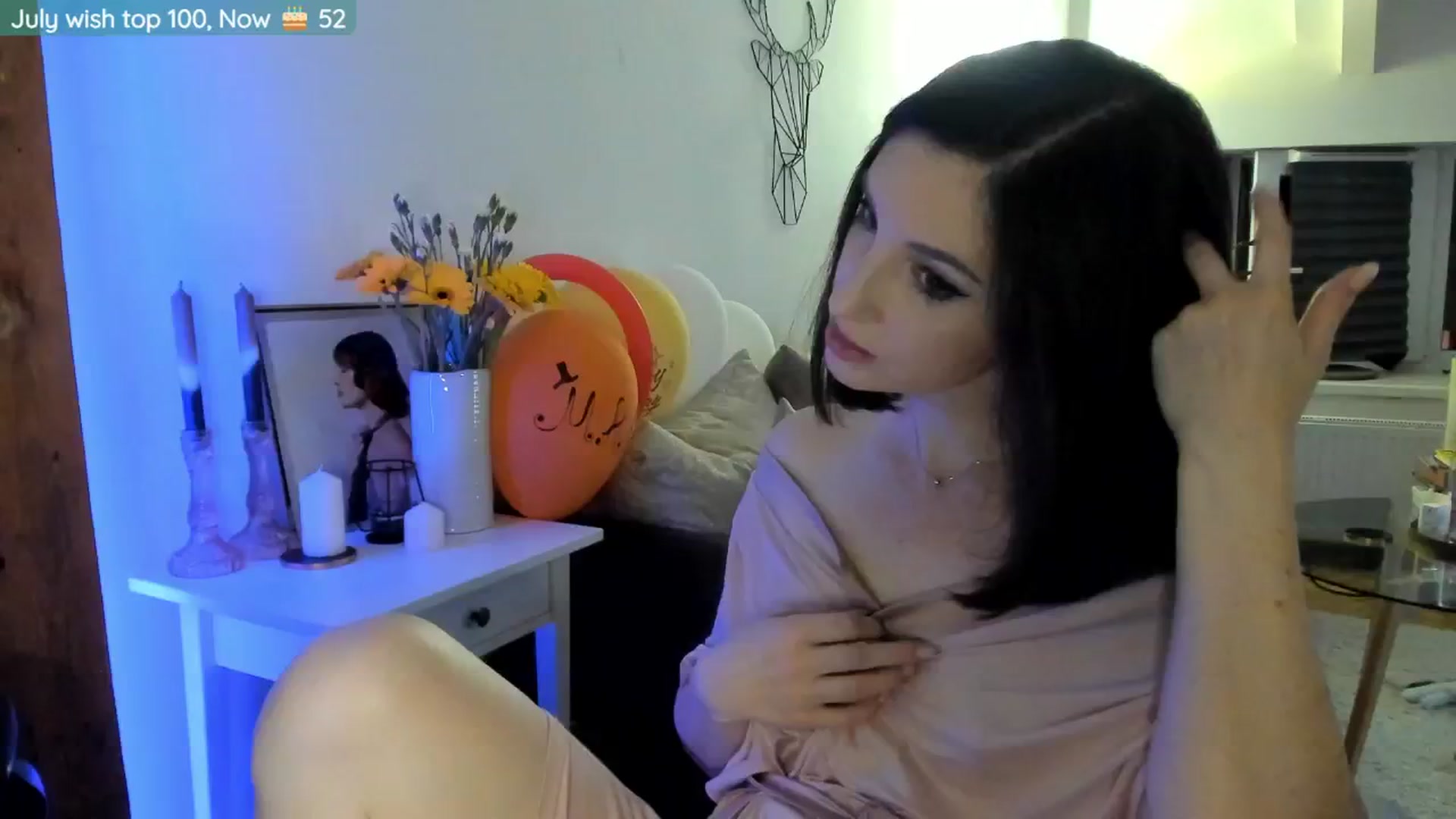 Gallery image thumbnail from BdayMaddie's myfreecams stream on, 07/20/2024, 23:40 image 4 of 20