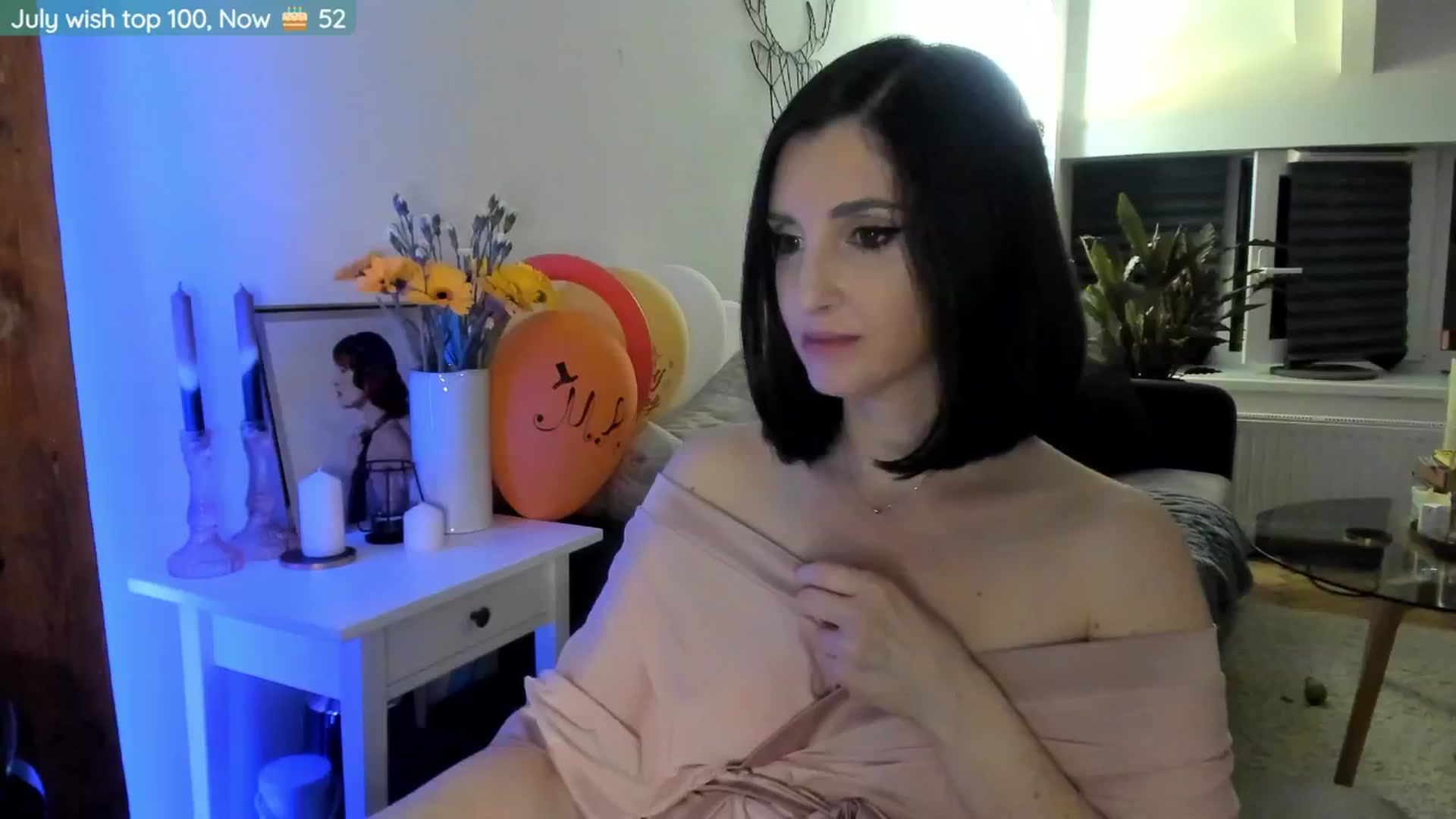 Gallery image thumbnail from BdayMaddie's myfreecams stream on, 07/20/2024, 23:40 image 6 of 20