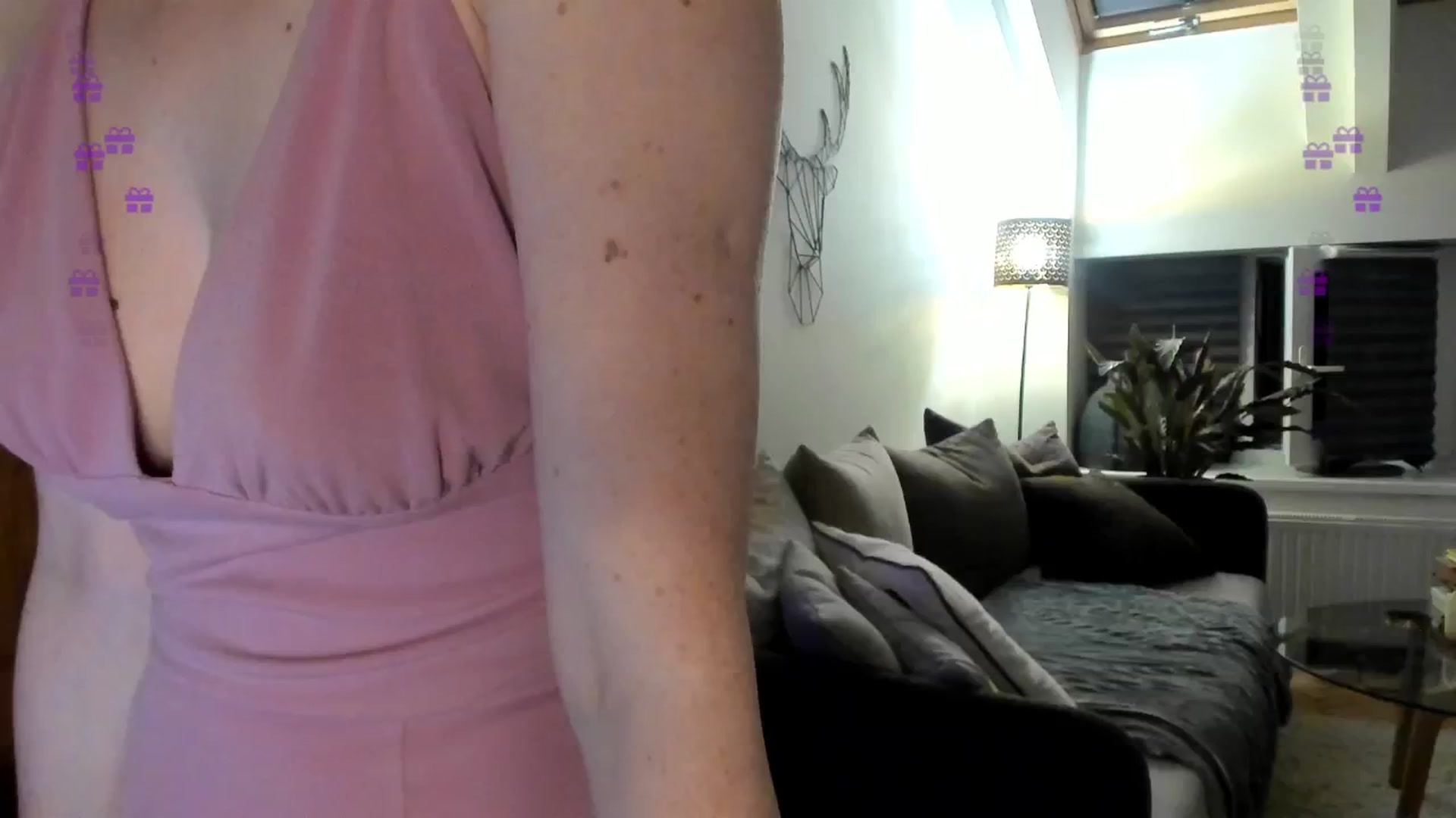 Gallery image thumbnail from BdayMaddie's myfreecams stream on, 07/24/2024, 02:21 image 17 of 20