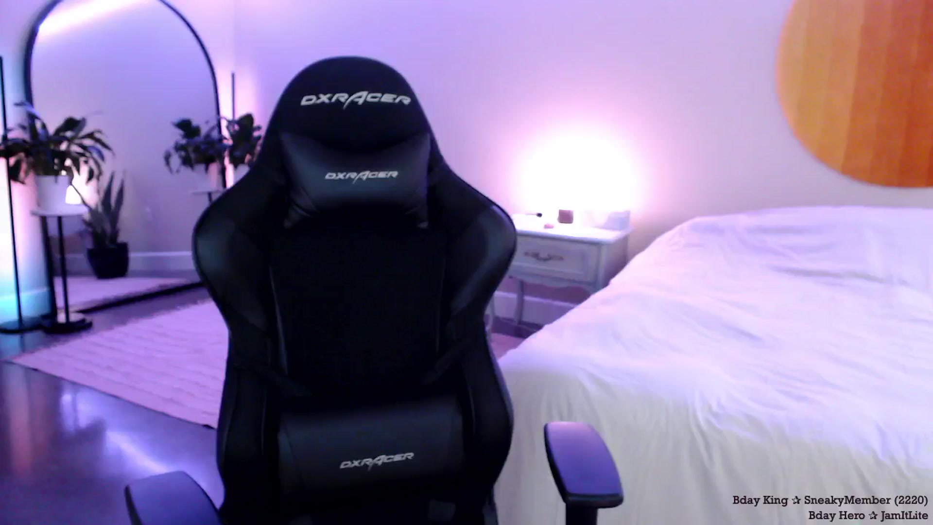 Gallery image thumbnail from BdayMarie's myfreecams stream on, 10/11/2024, 24:01 image 10 of 20