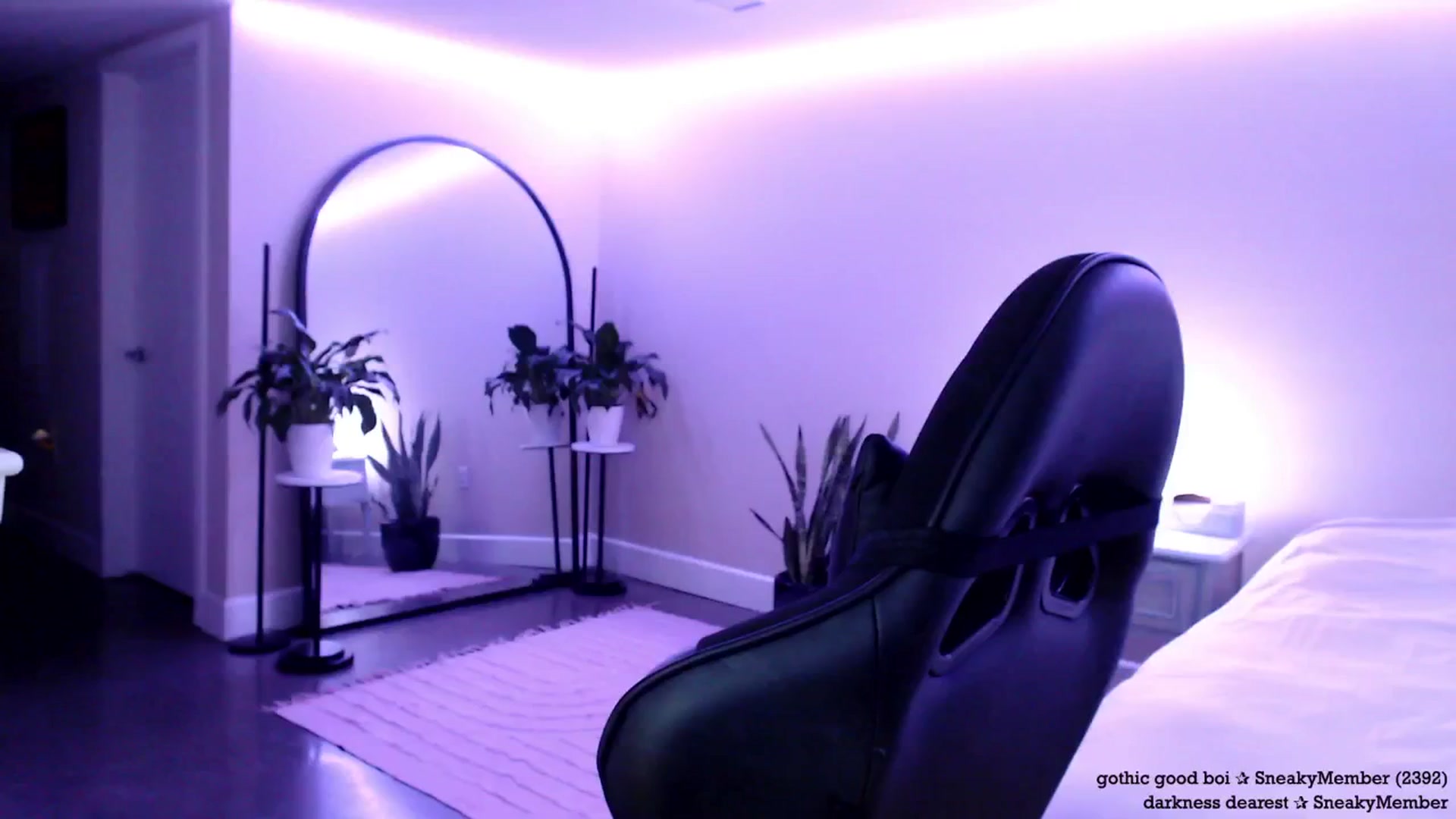 Gallery image thumbnail from BdayMarie's myfreecams stream on, 10/24/2024, 03:05 image 19 of 20