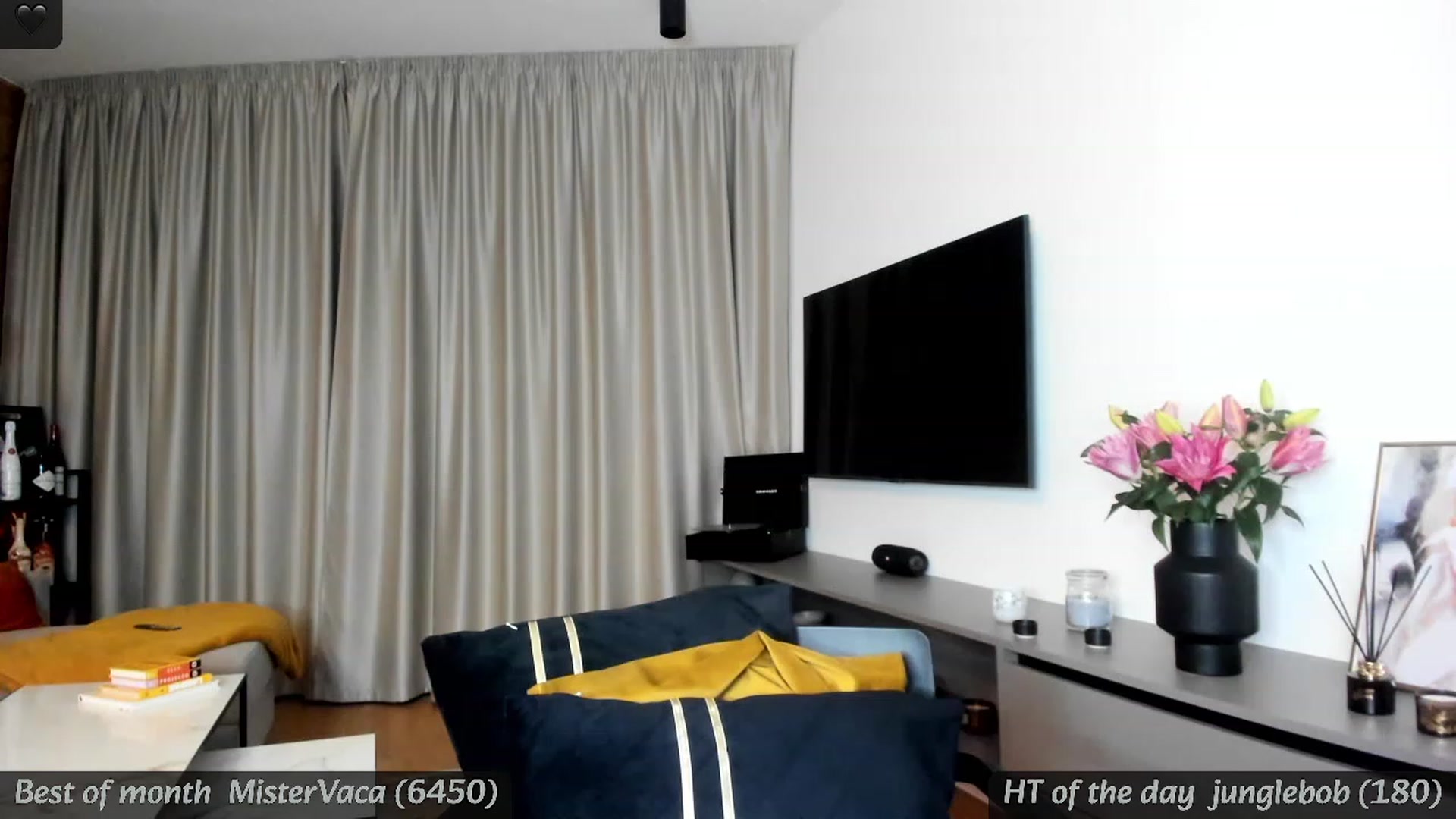 Gallery image thumbnail from BdayMi_Ha's myfreecams stream on, 01/09/2024, 15:50 image 18 of 20