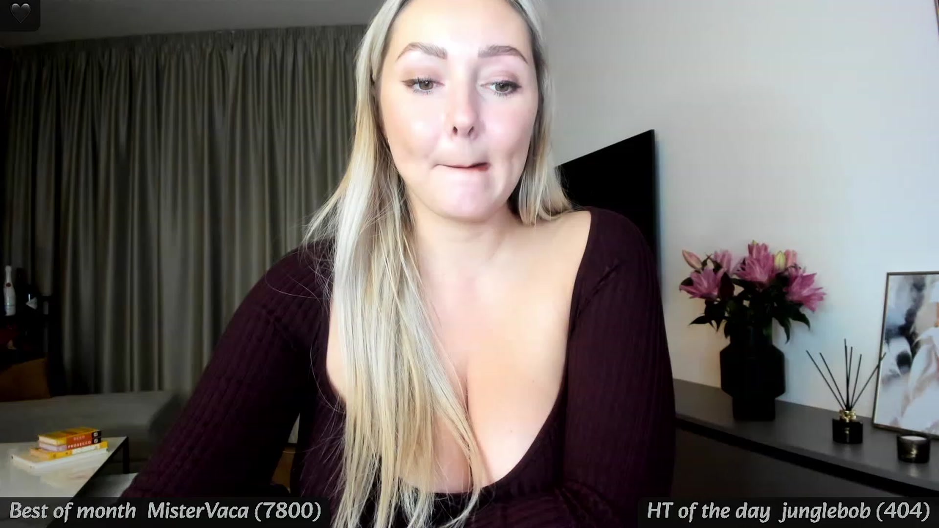 Gallery image thumbnail from BdayMi_Ha's myfreecams stream on, 01/11/2024, 23:11 image 5 of 20