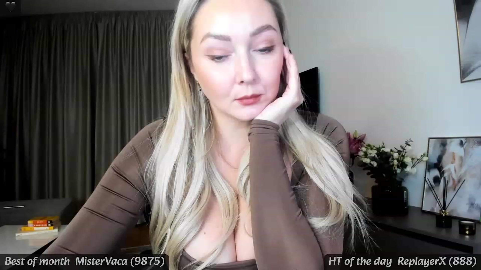 Gallery image thumbnail from BdayMi_Ha's myfreecams stream on, 01/14/2024, 22:37 image 9 of 20